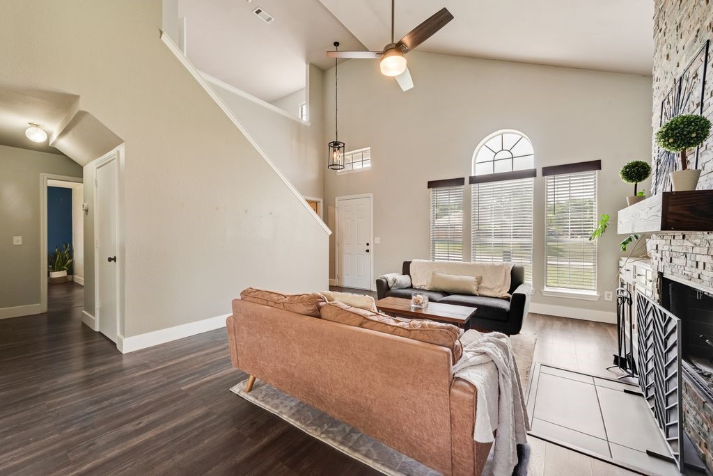 314 Bridlegate Drive