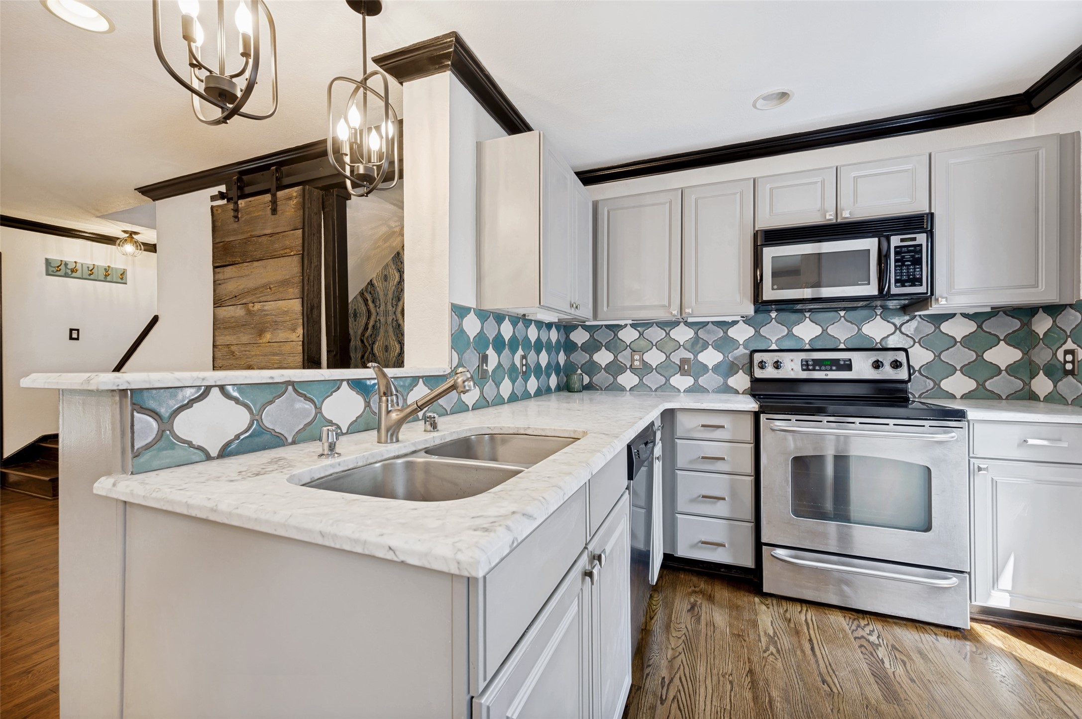 4118 Bowser Avenue C