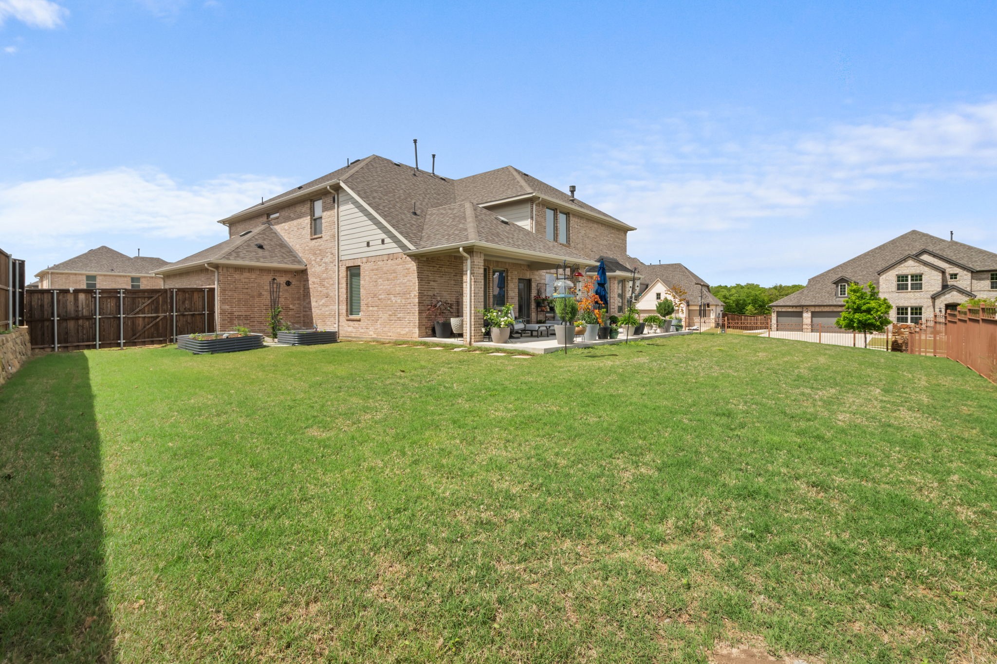 7018 Hickory Falls