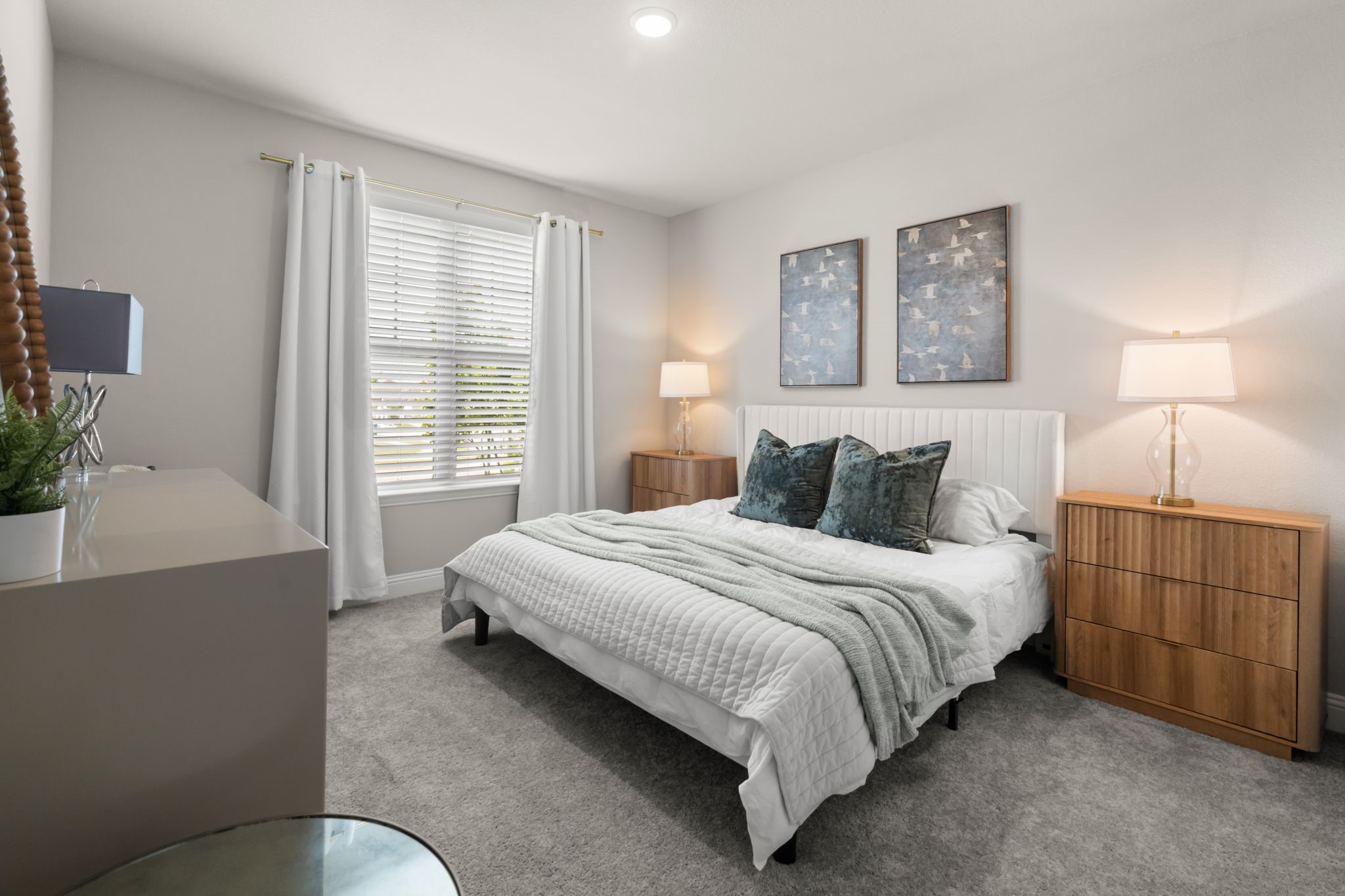 7018 Hickory Falls