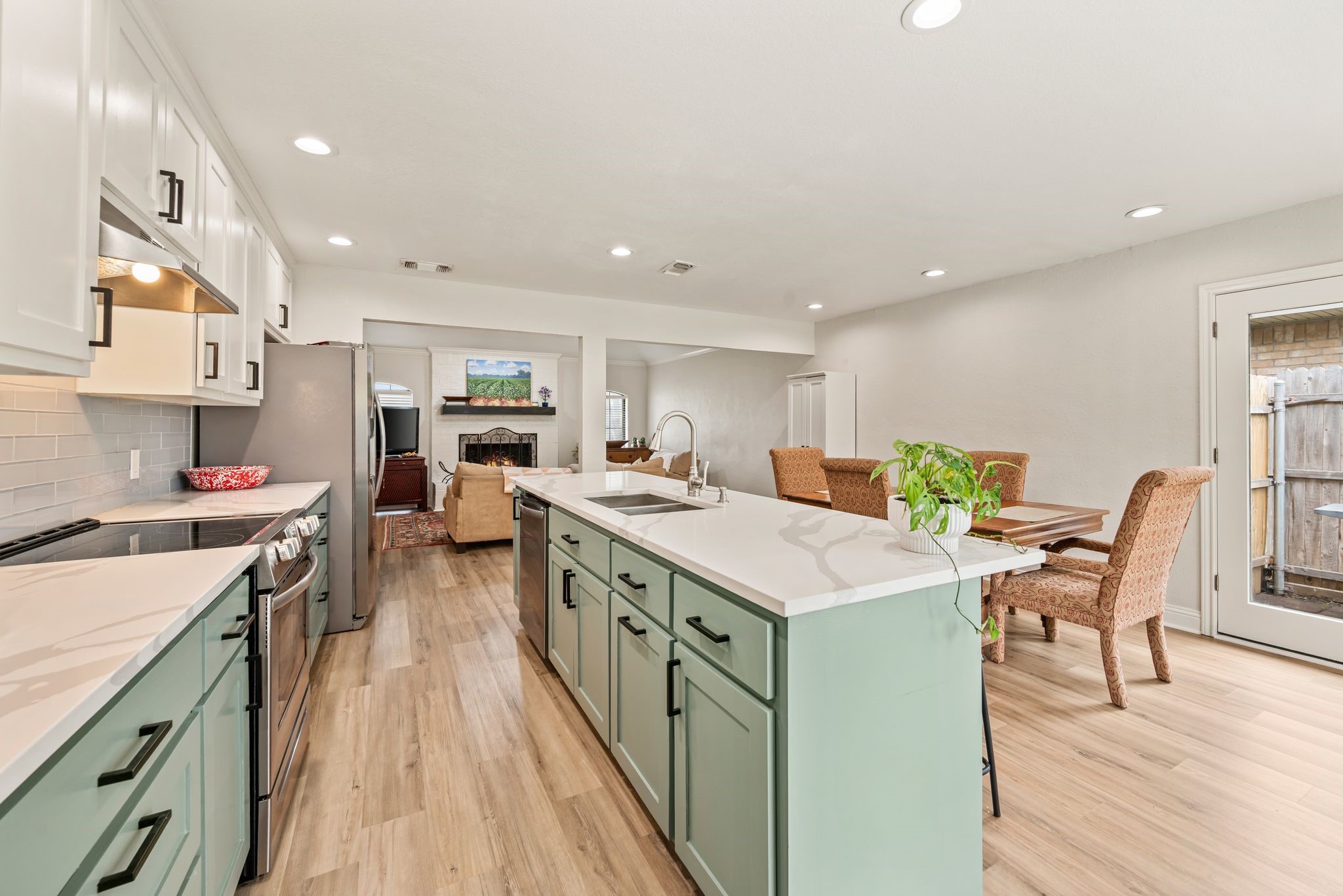 6616 High Lawn Terrace