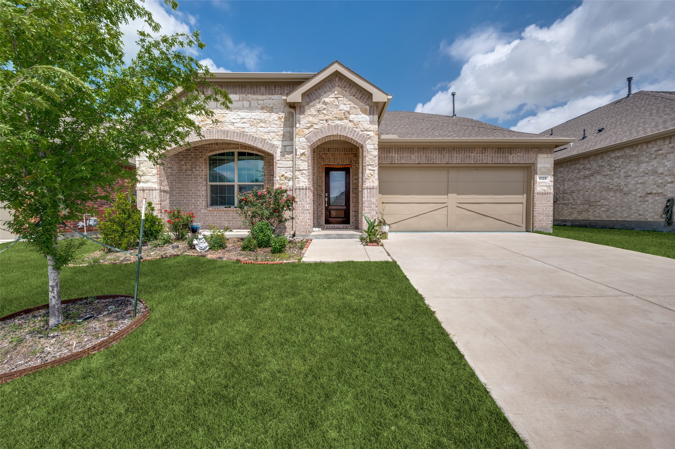 6125 Fairholme Drive