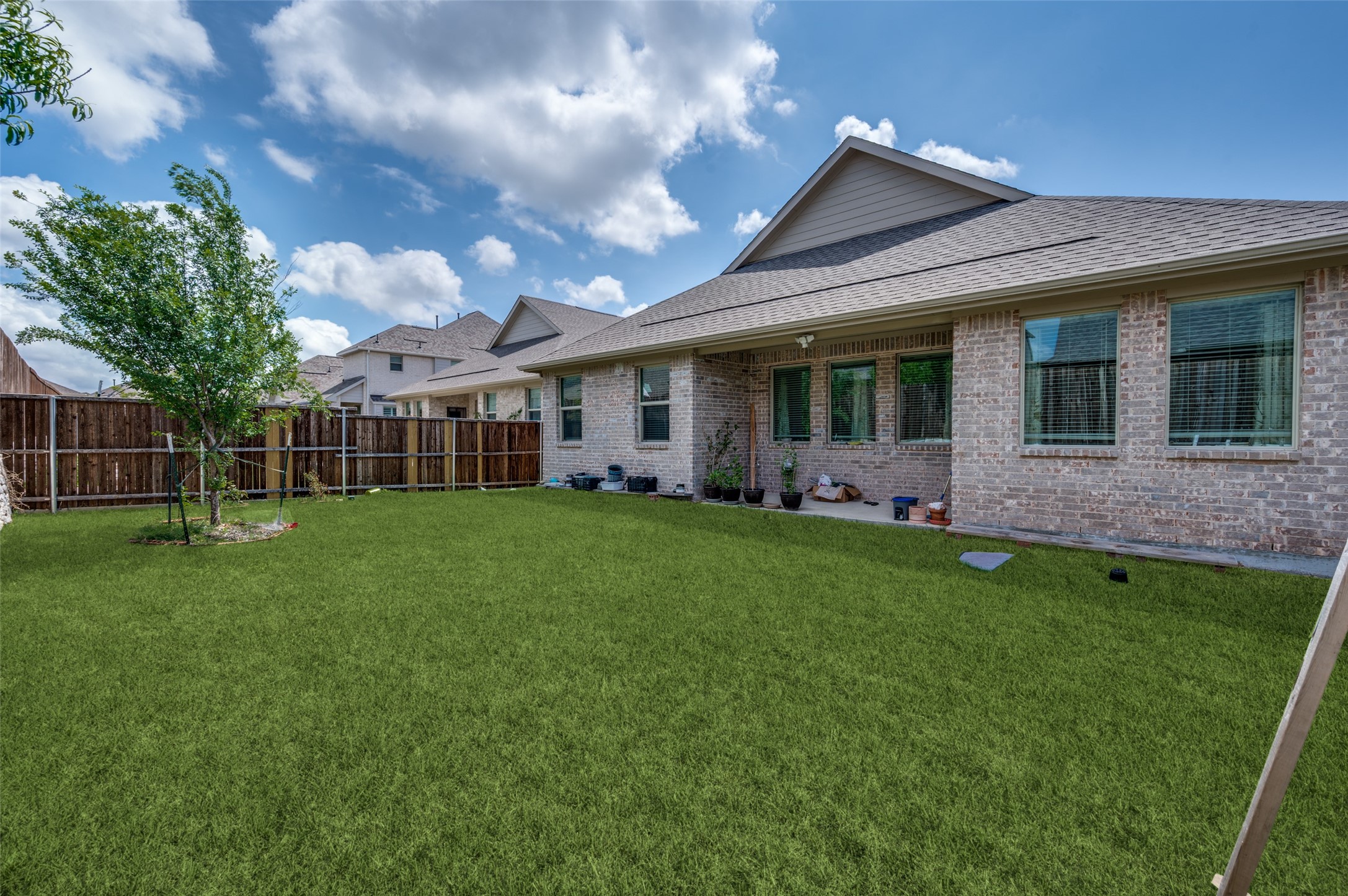 6125 Fairholme Drive