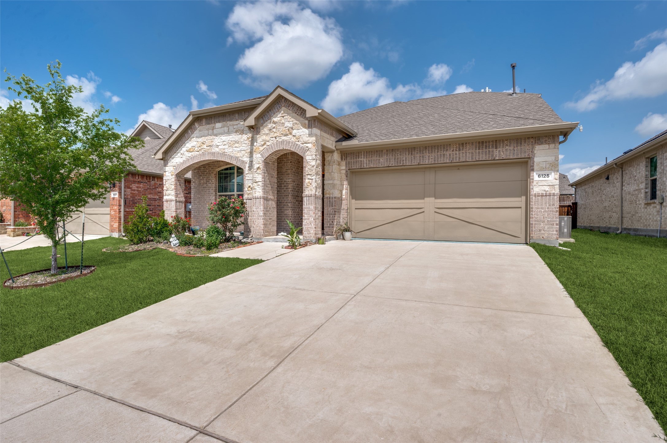 6125 Fairholme Drive