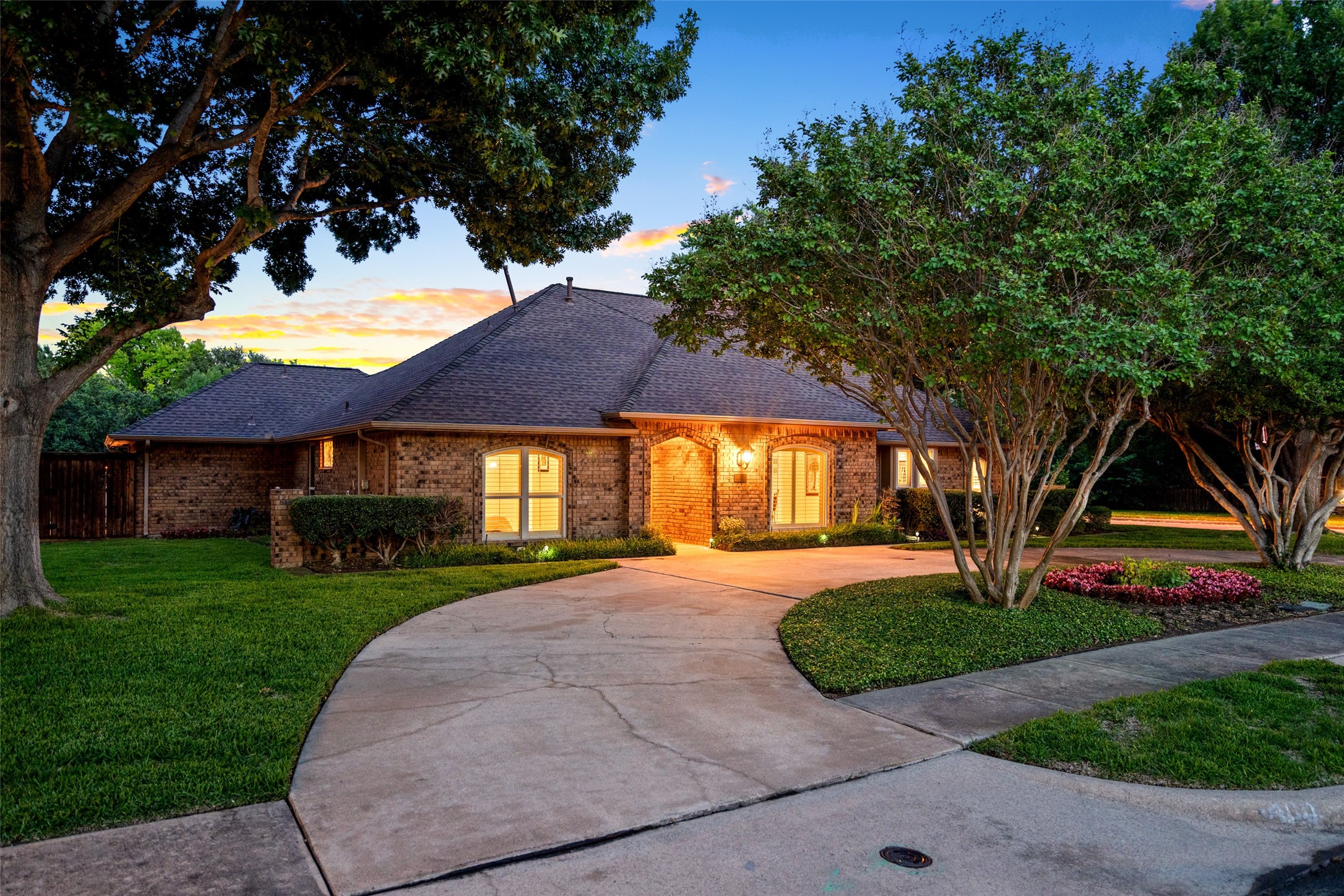 400 Hunters Ridge Circle