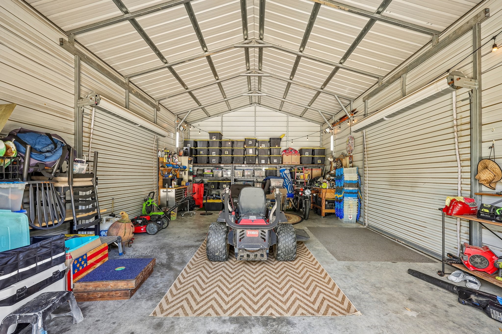 925 Meadow Drive