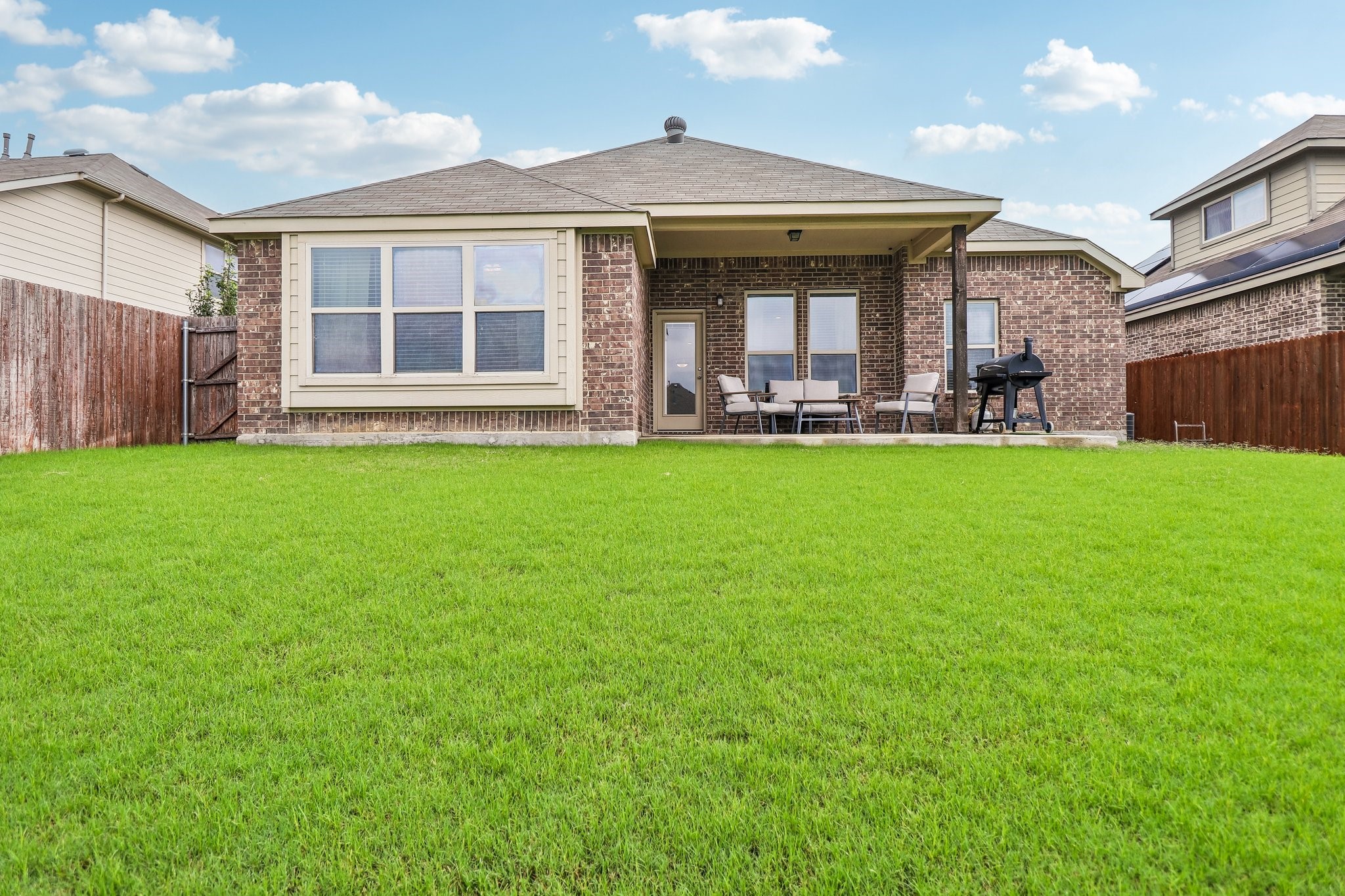 5465 Tuxbury Pond Drive