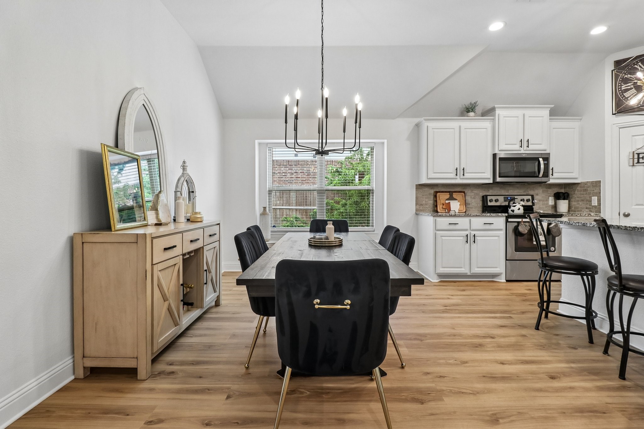 5465 Tuxbury Pond Drive