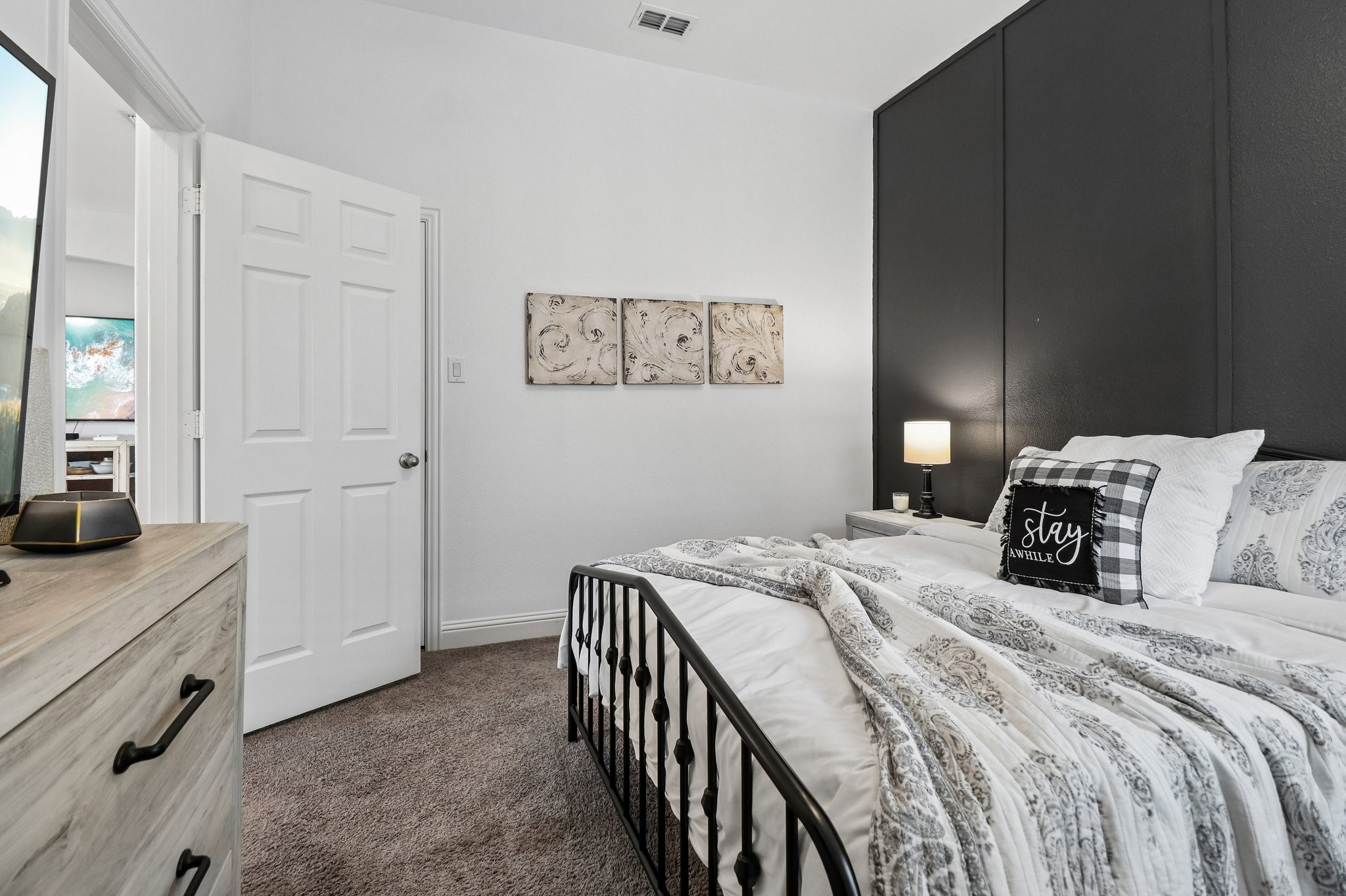 5465 Tuxbury Pond Drive