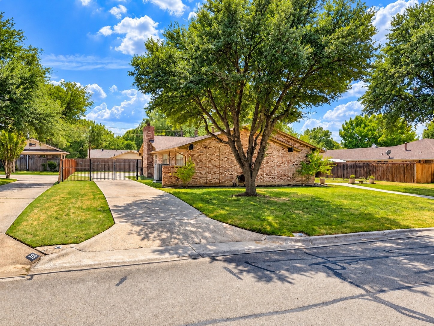 525 Magnolia Street