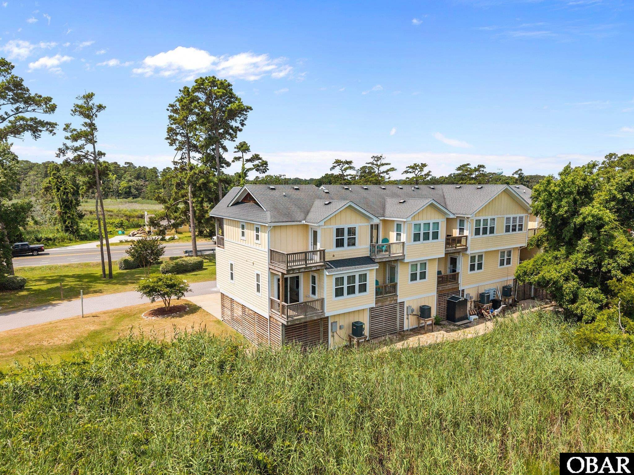 100 Lexington Lane unit 106 E