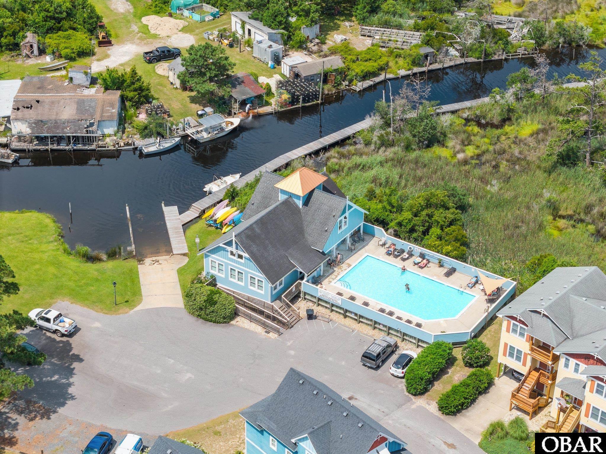 100 Lexington Lane unit 106 E