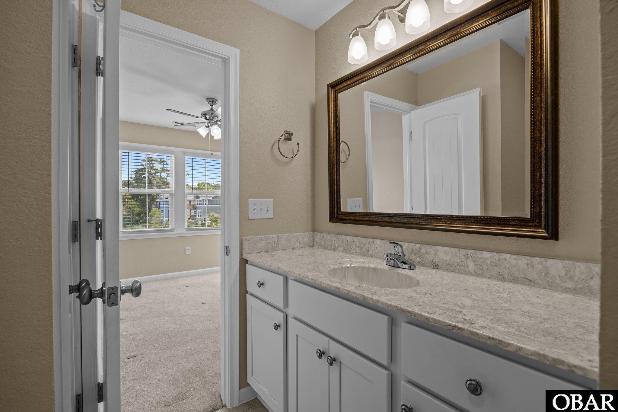 100 Lexington Lane unit 106 E