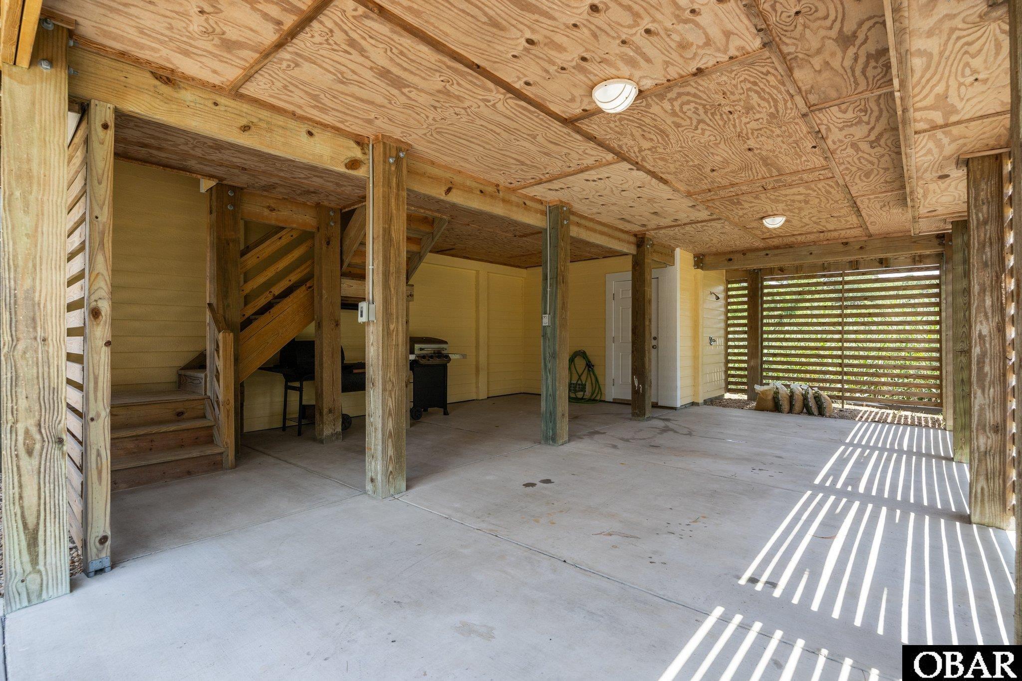 100 Lexington Lane unit 106 E