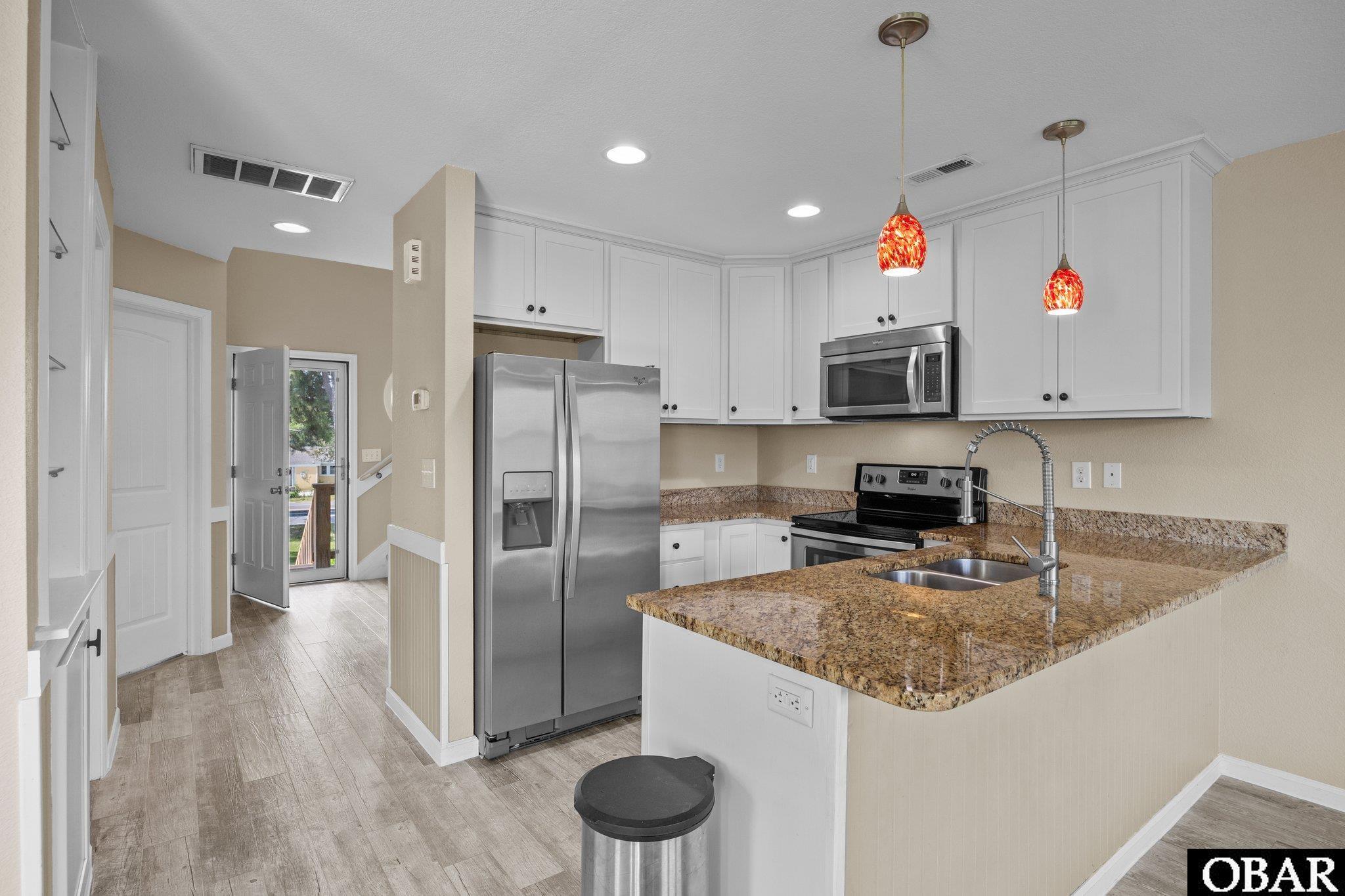 100 Lexington Lane unit 106 E