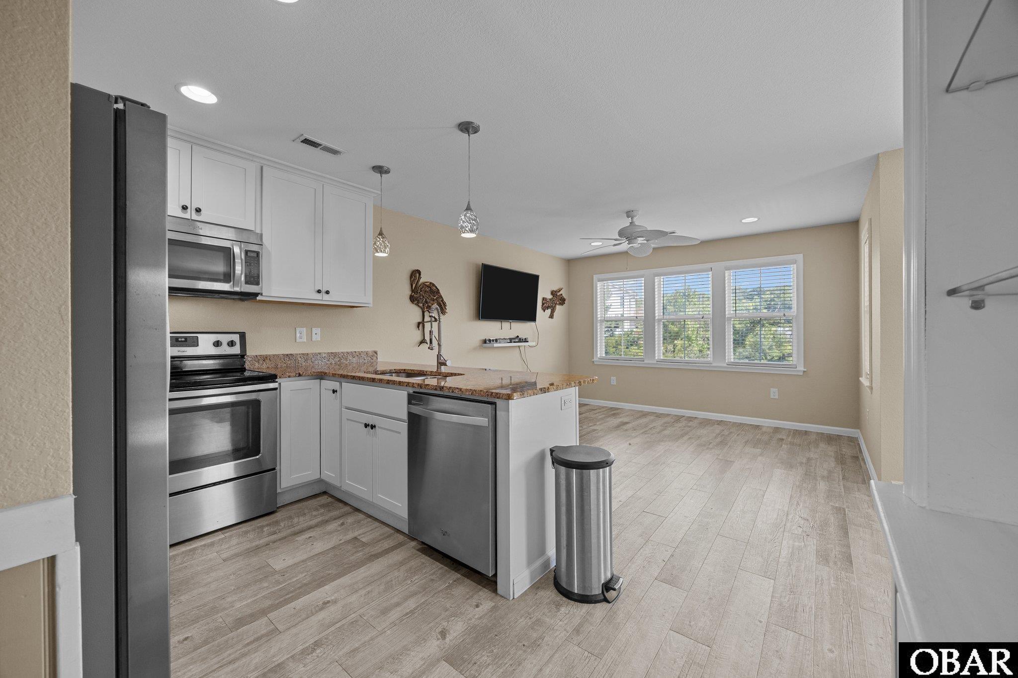 100 Lexington Lane unit 106 E