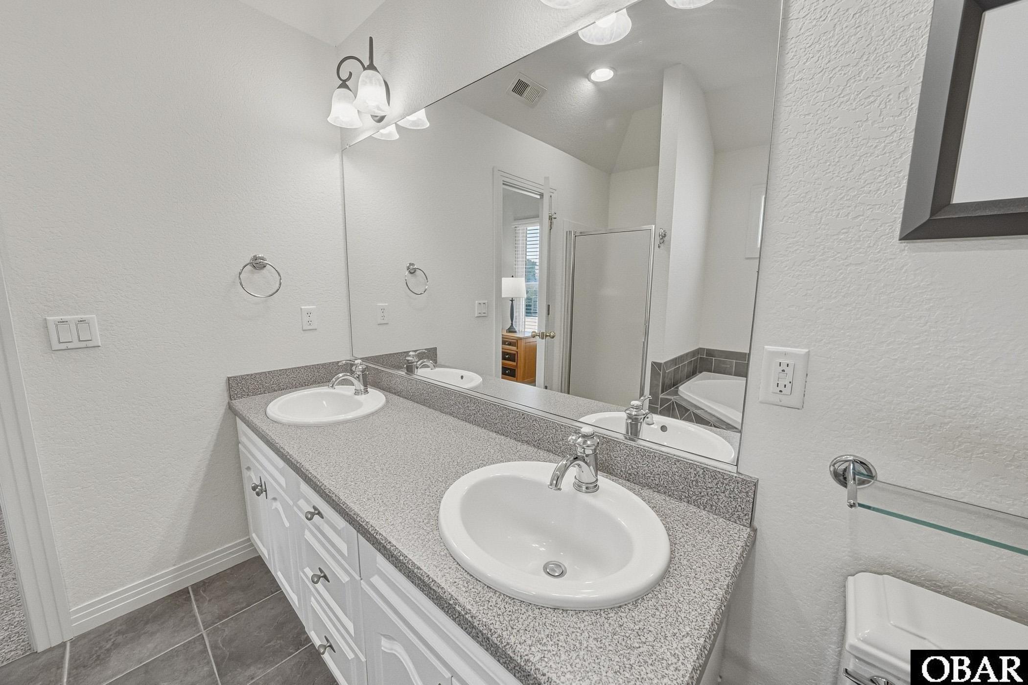 762 Ridge Point Drive Unit: Lot 70