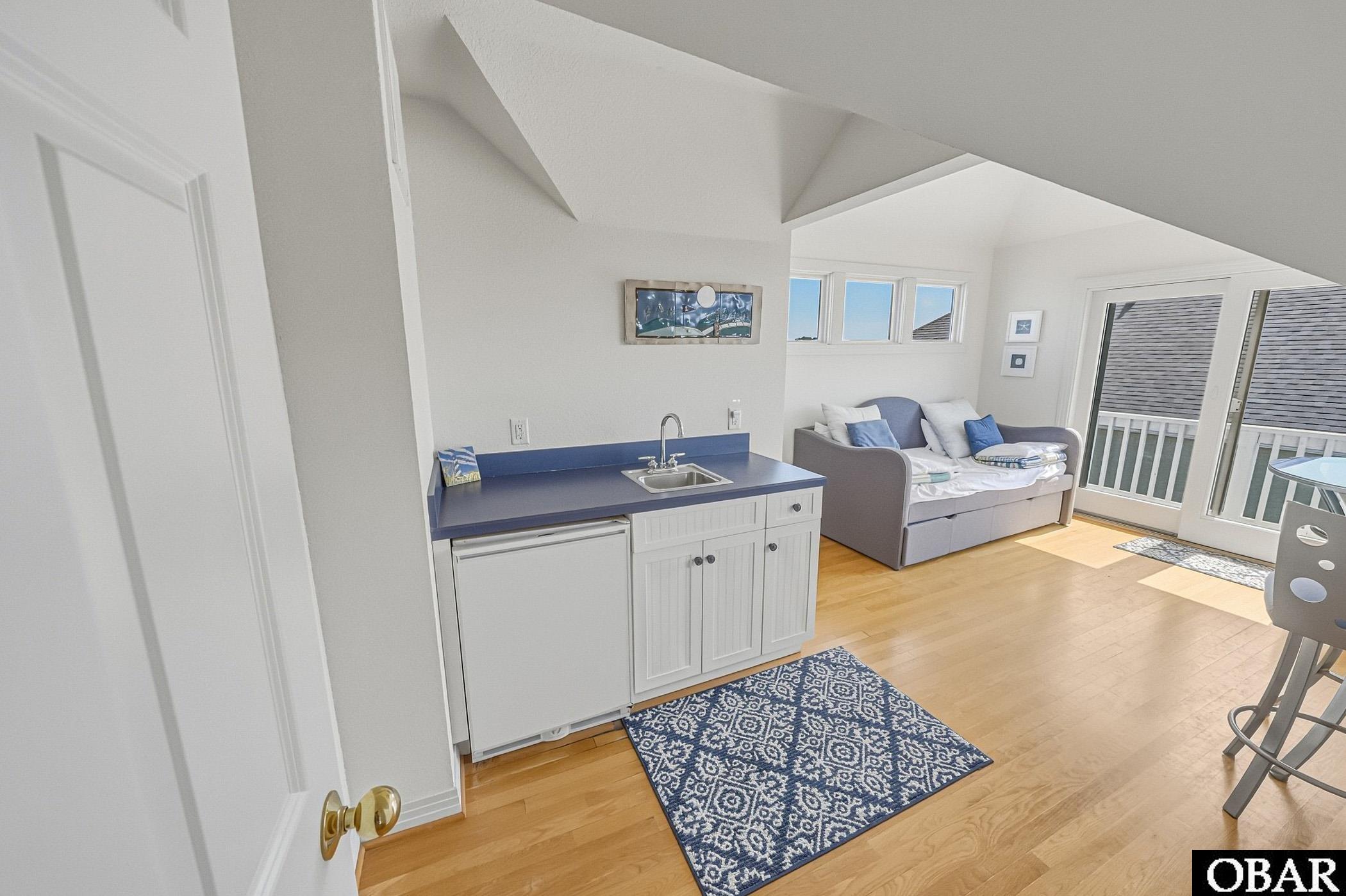 762 Ridge Point Drive Unit: Lot 70