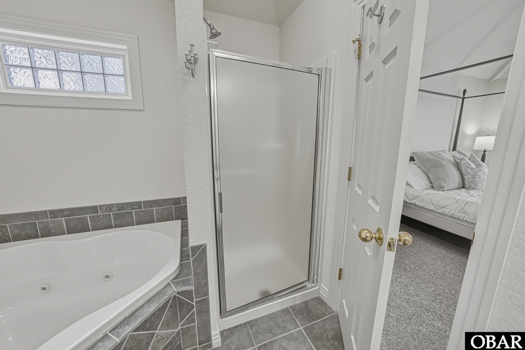 762 Ridge Point Drive Unit: Lot 70