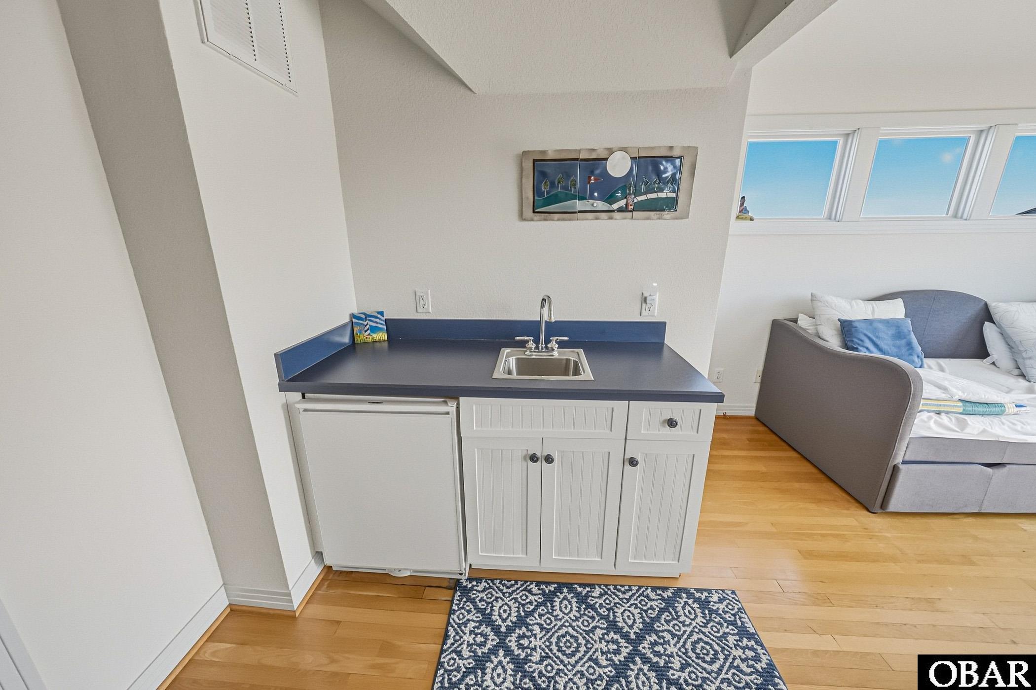 762 Ridge Point Drive Unit: Lot 70