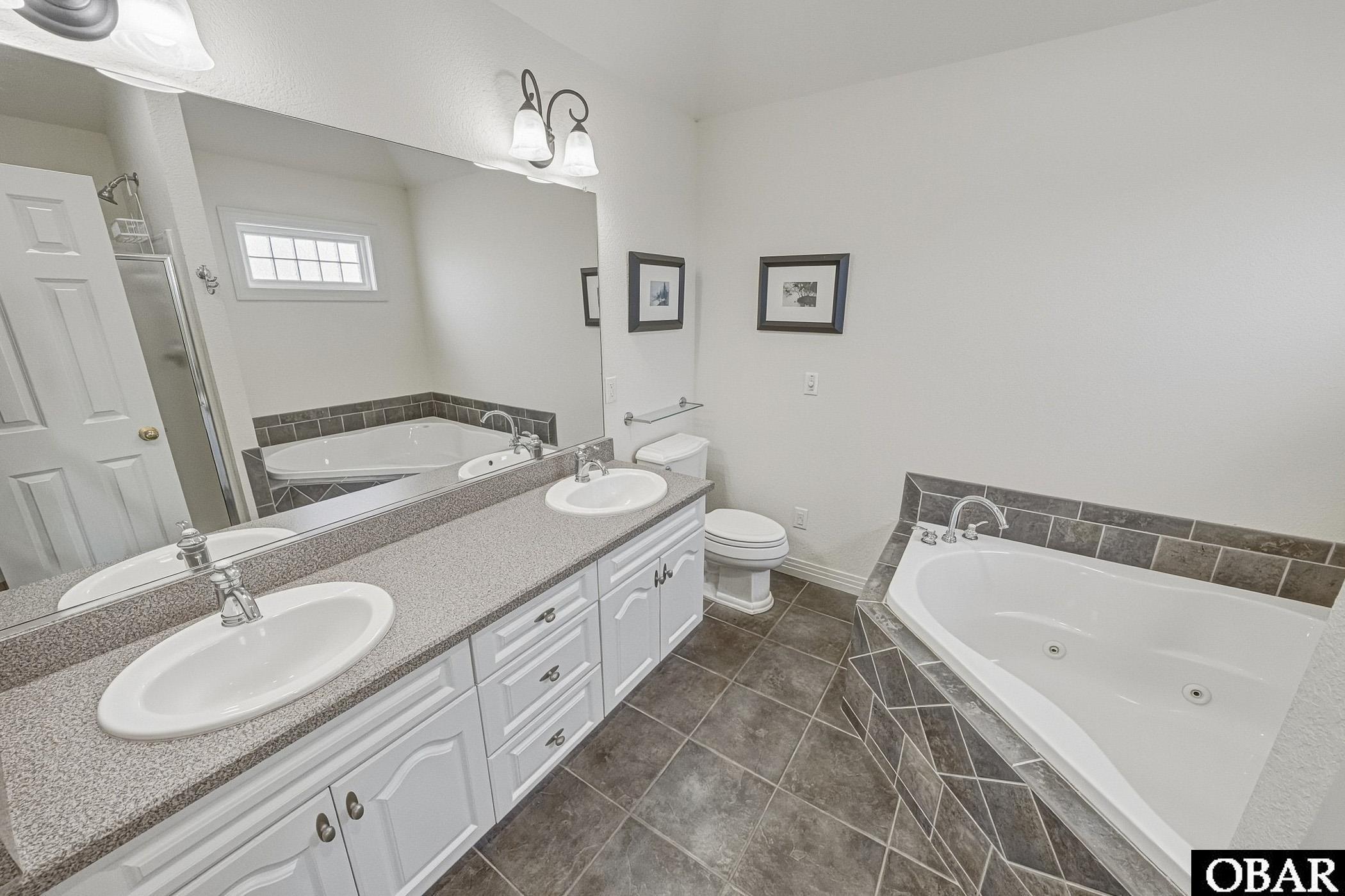 762 Ridge Point Drive Unit: Lot 70