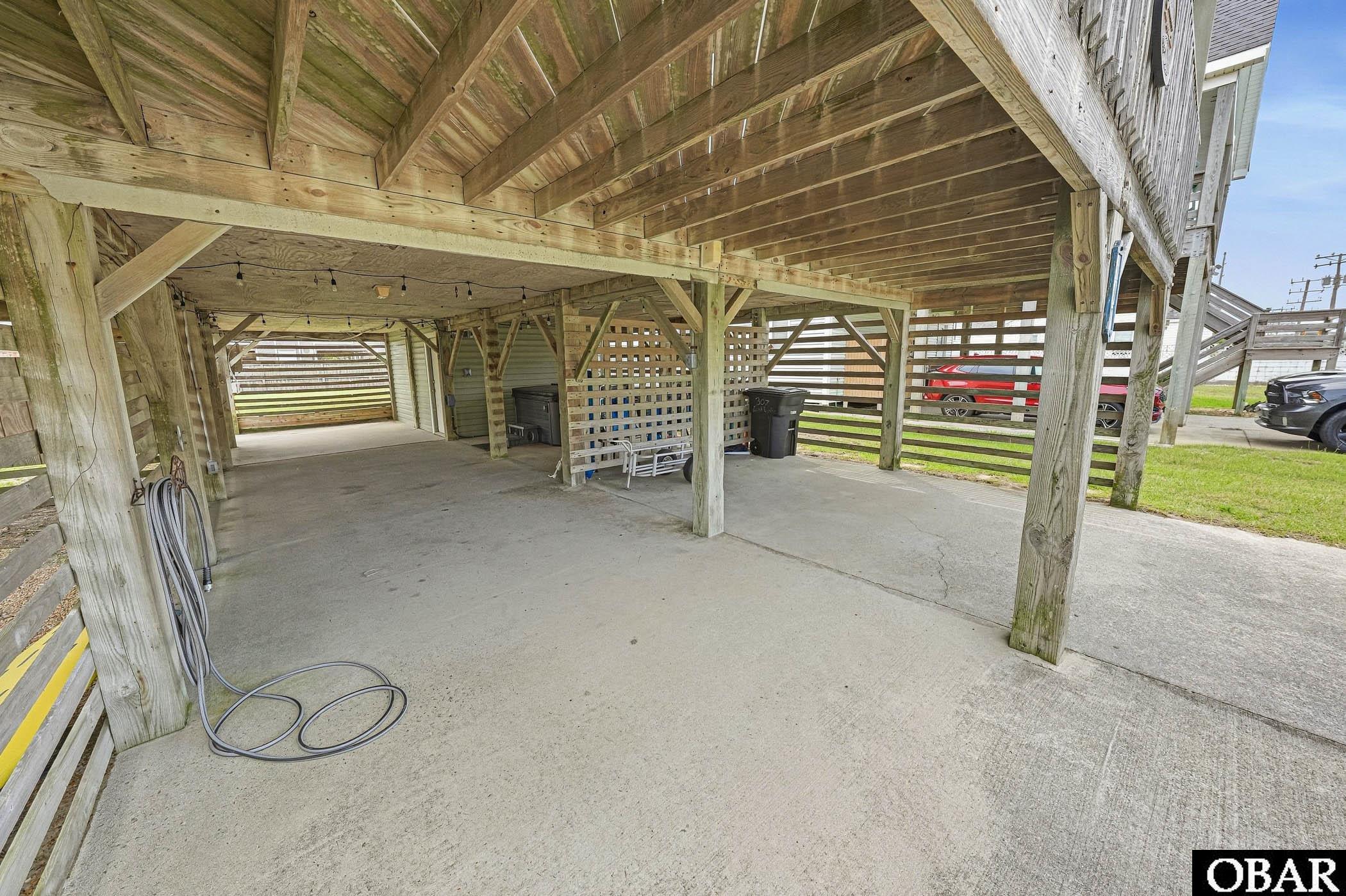 307 E Lake Drive