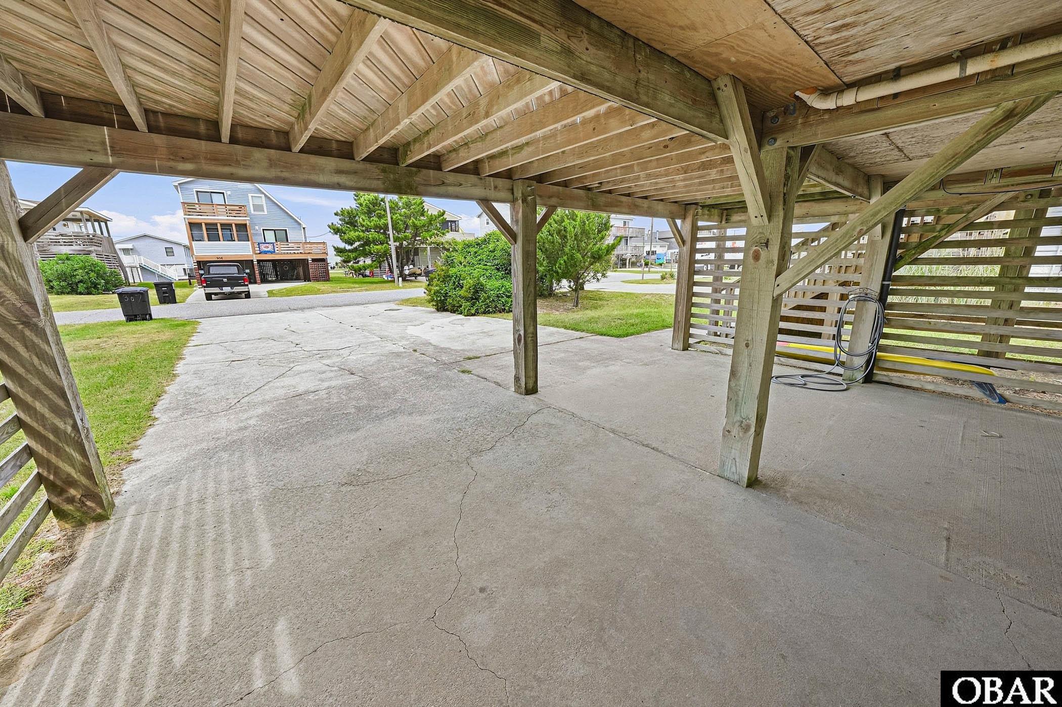 307 E Lake Drive