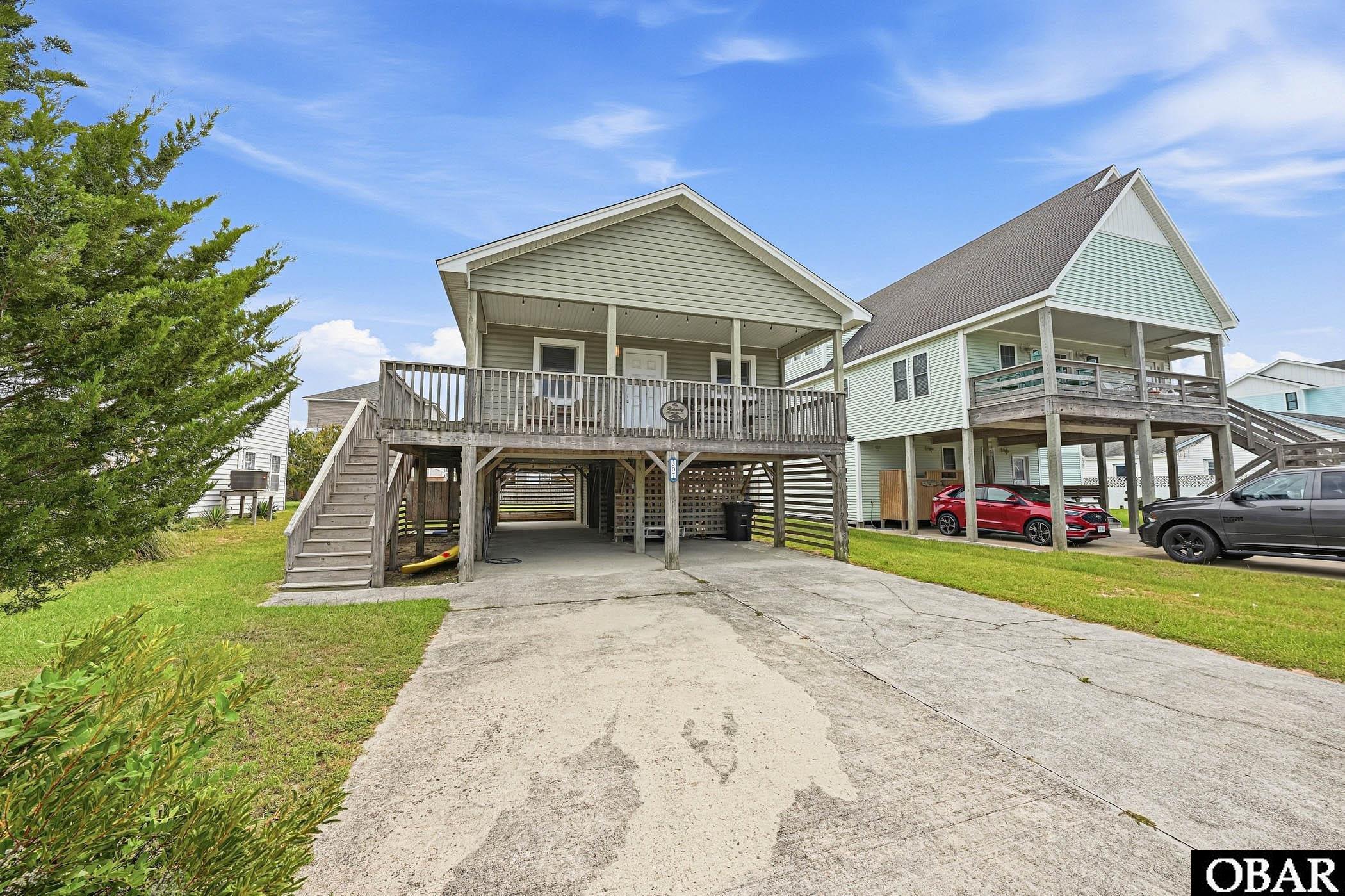 307 E Lake Drive