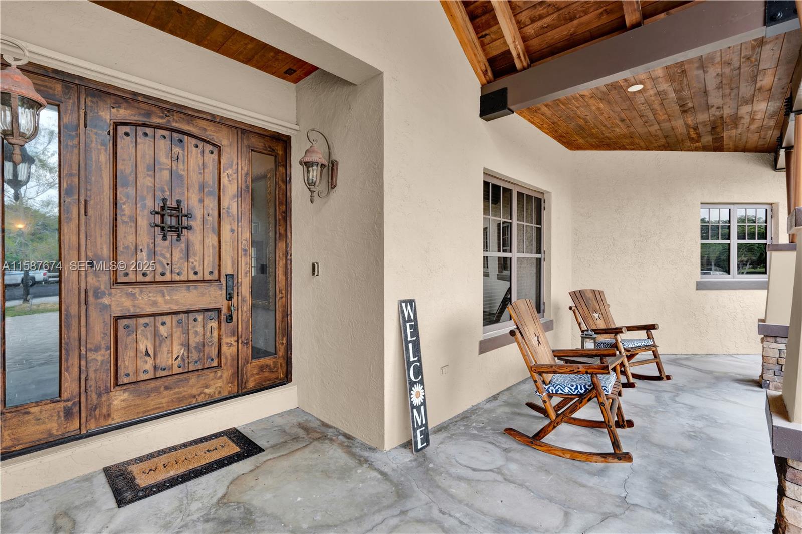 9401 NW 44th Place