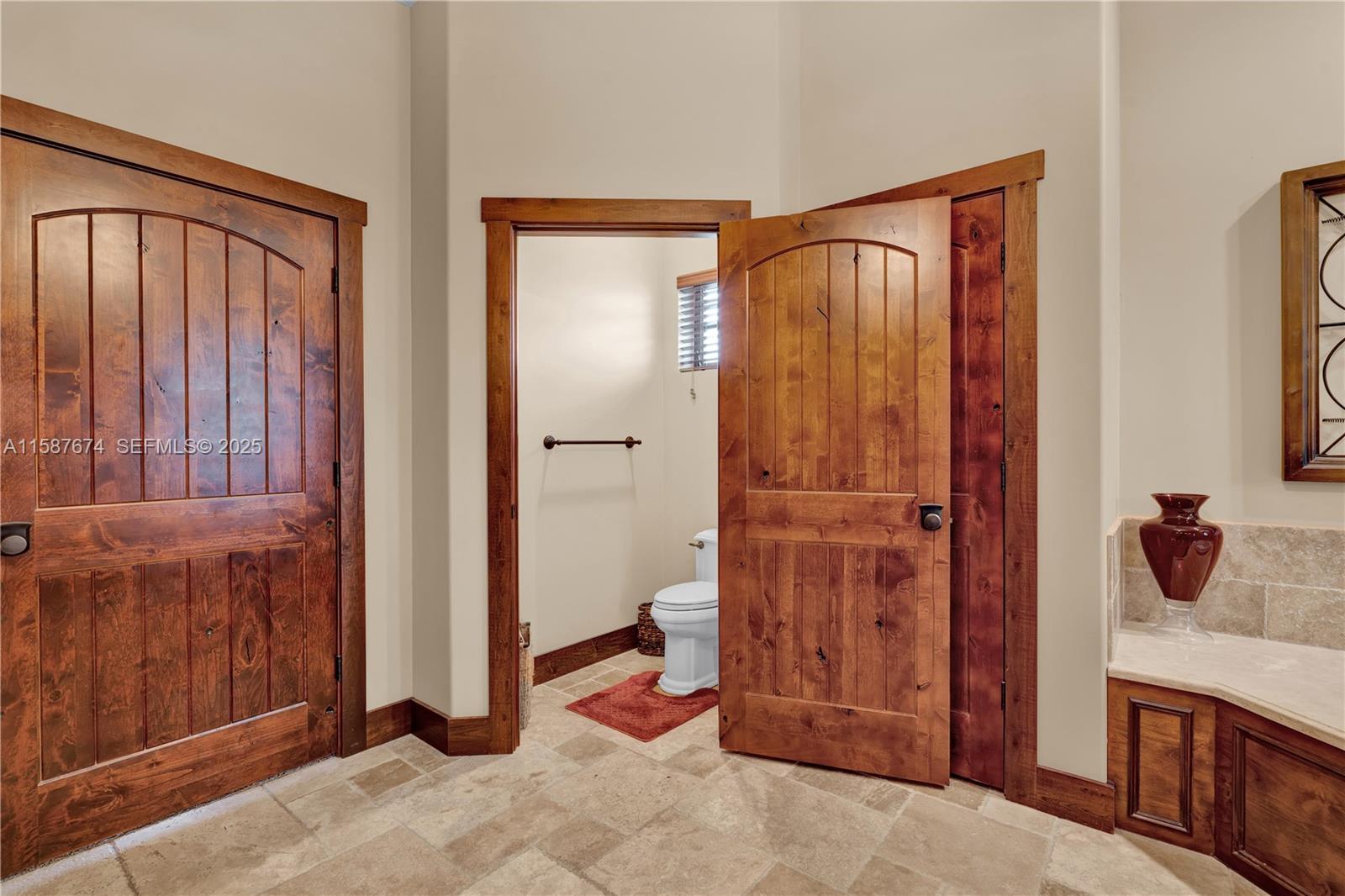 9401 NW 44th Place