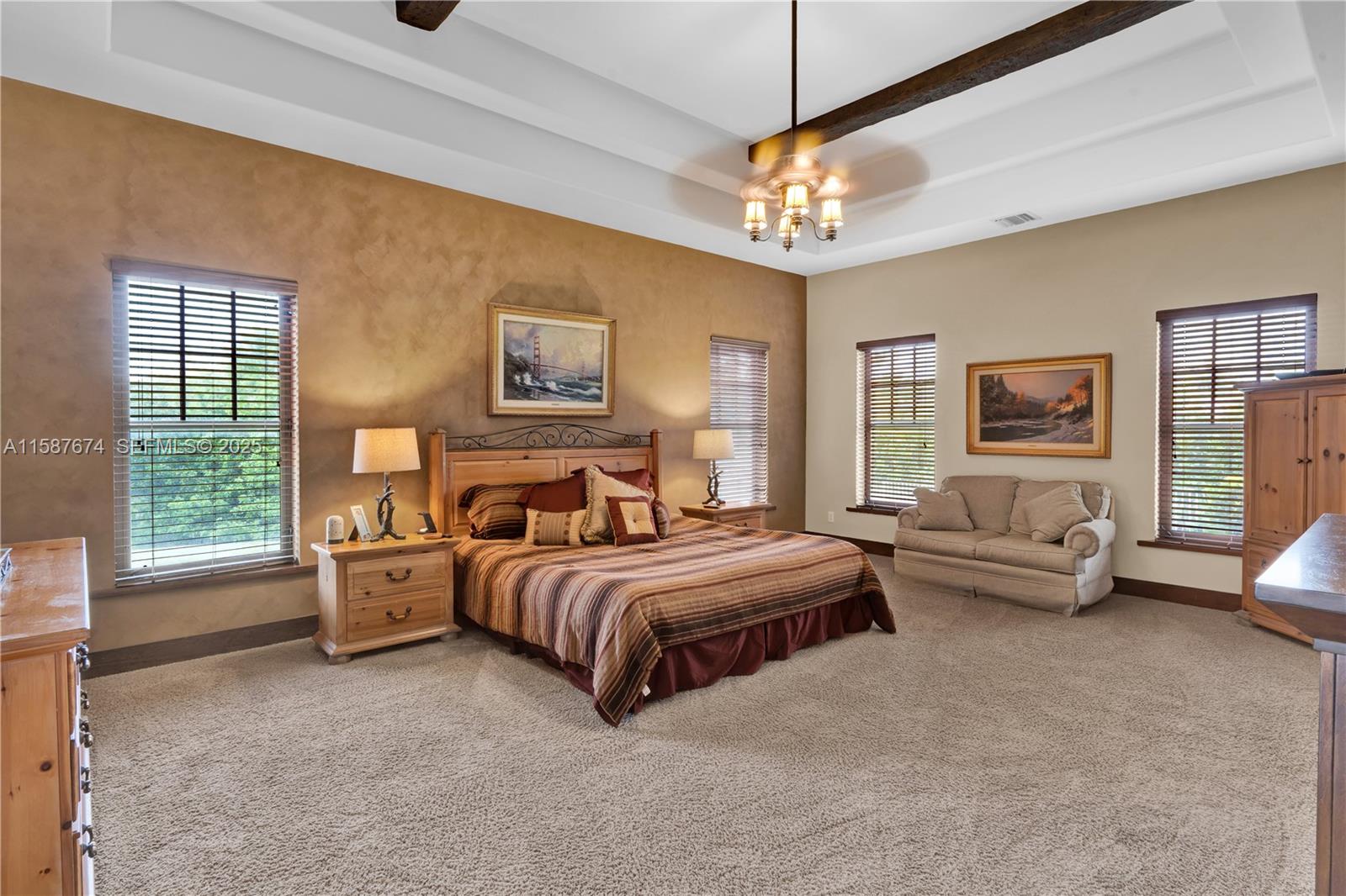 9401 NW 44th Place