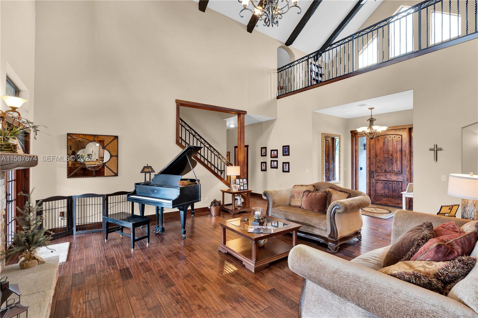 9401 NW 44th Place