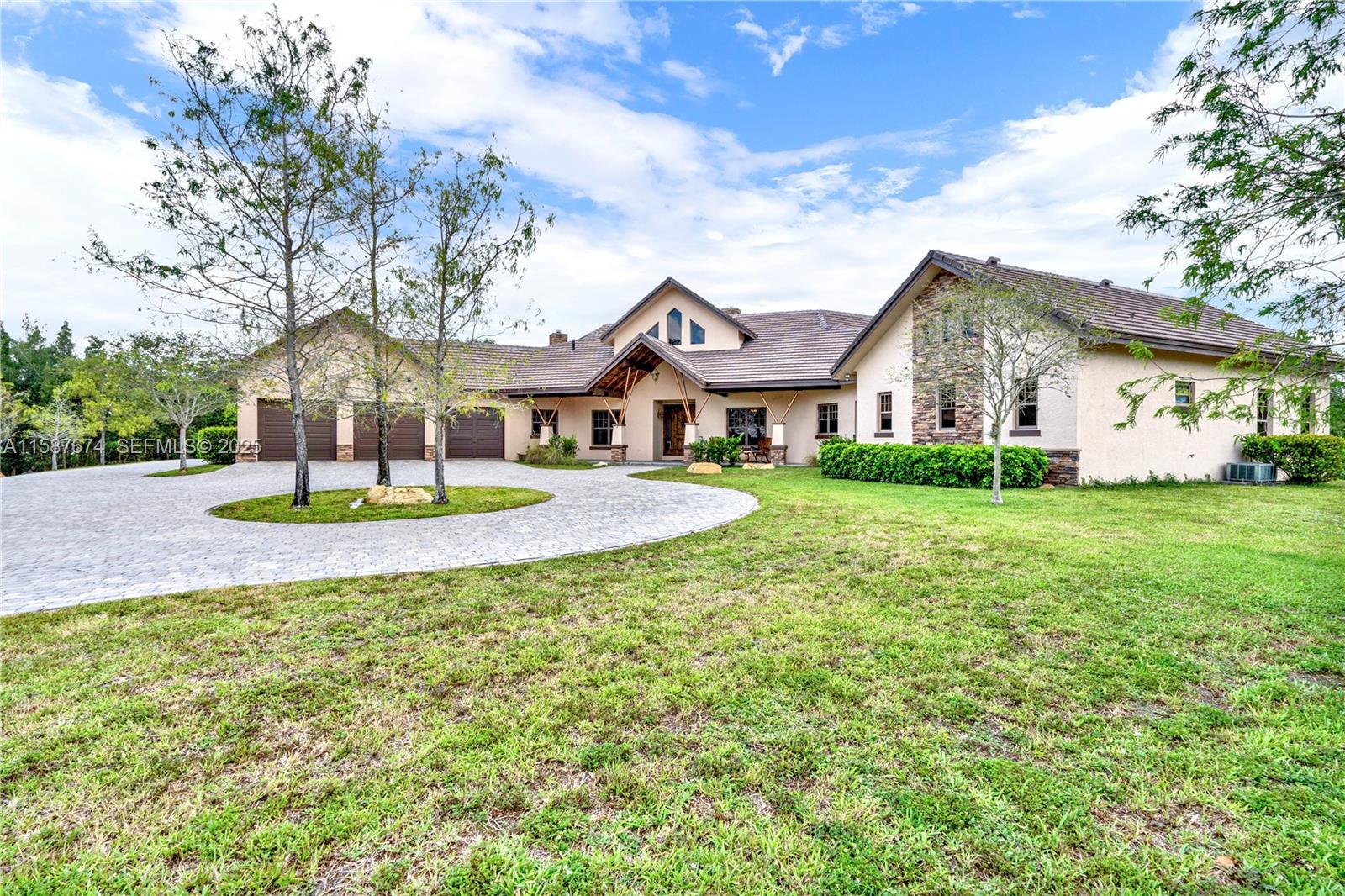 9401 NW 44th Place