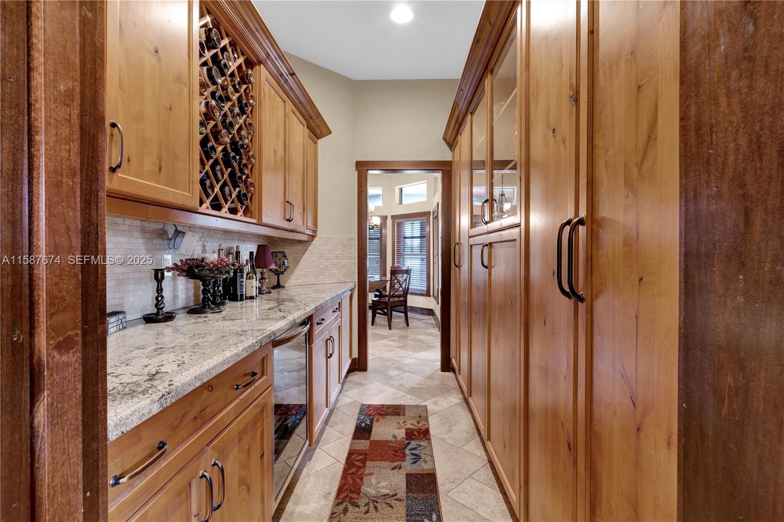 9401 NW 44th Place