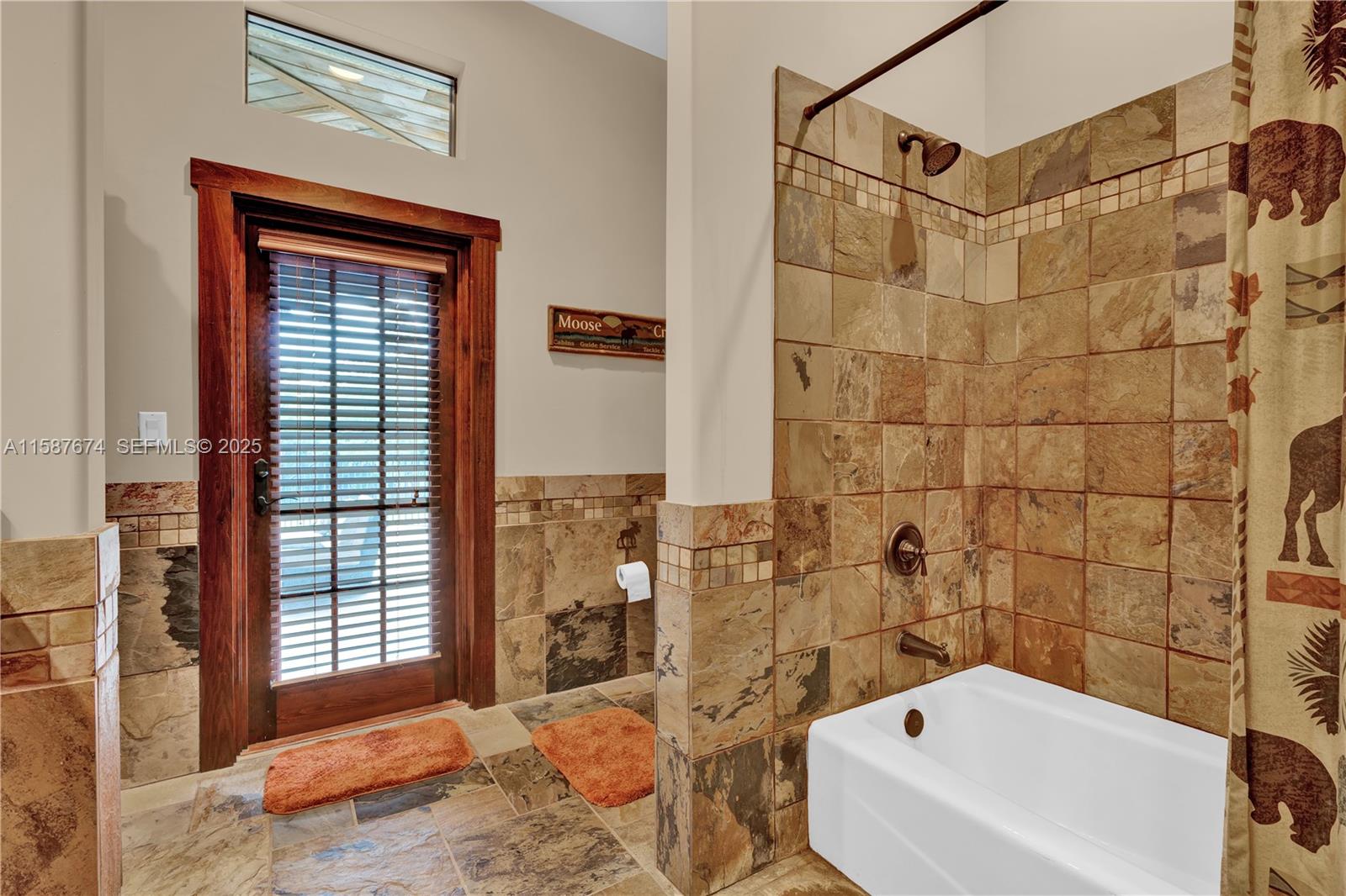9401 NW 44th Place