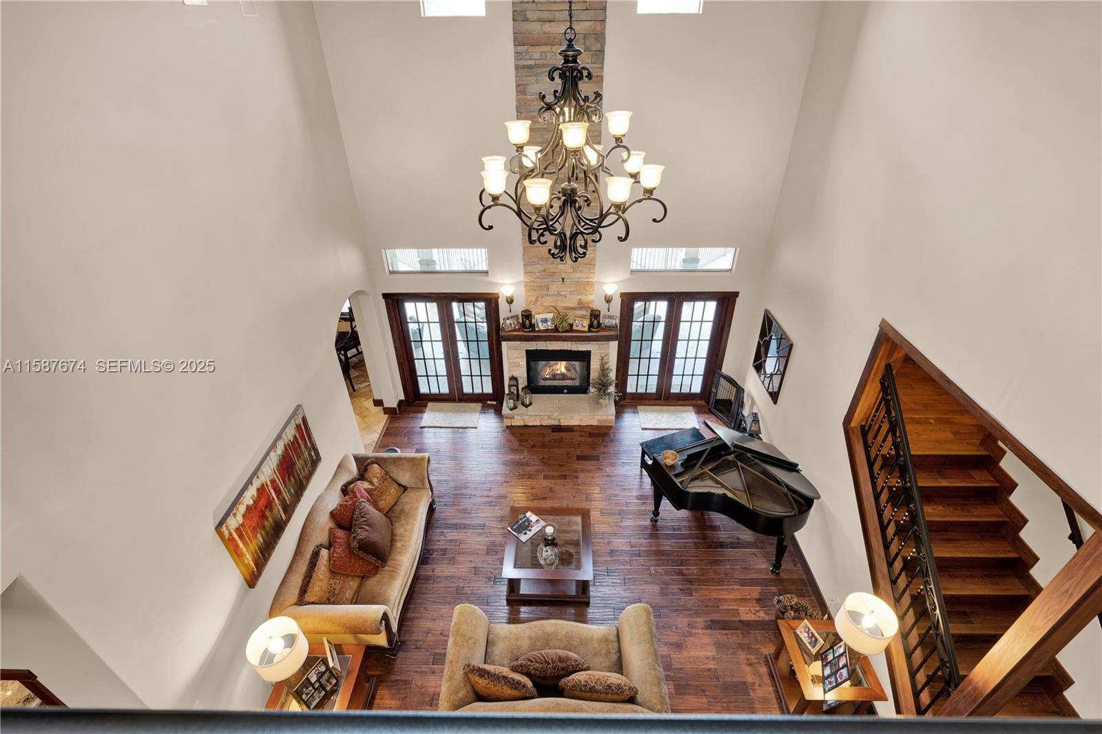 9401 NW 44th Place