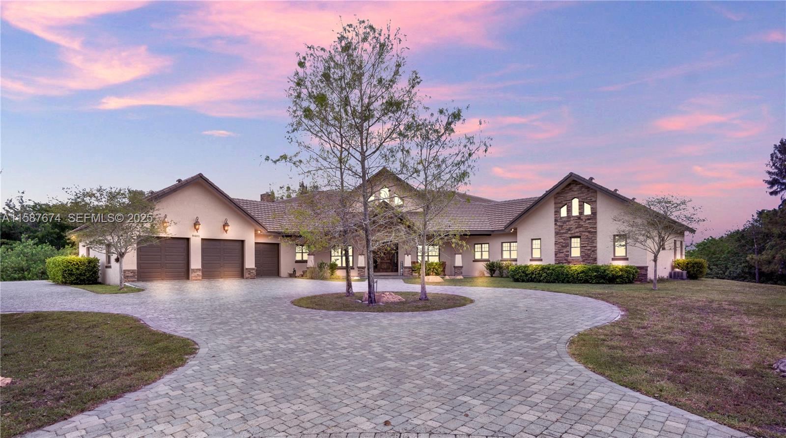 9401 NW 44th Place