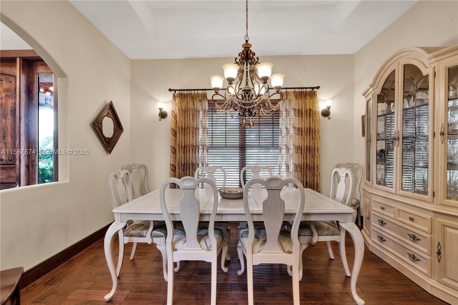 9401 NW 44th Place