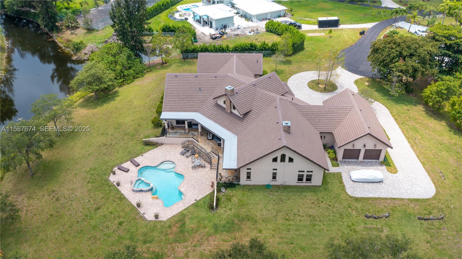 9401 NW 44th Place