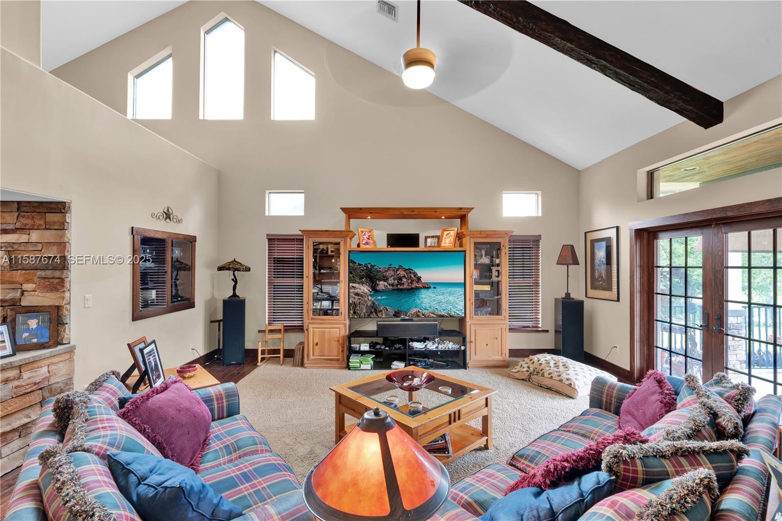 9401 NW 44th Place