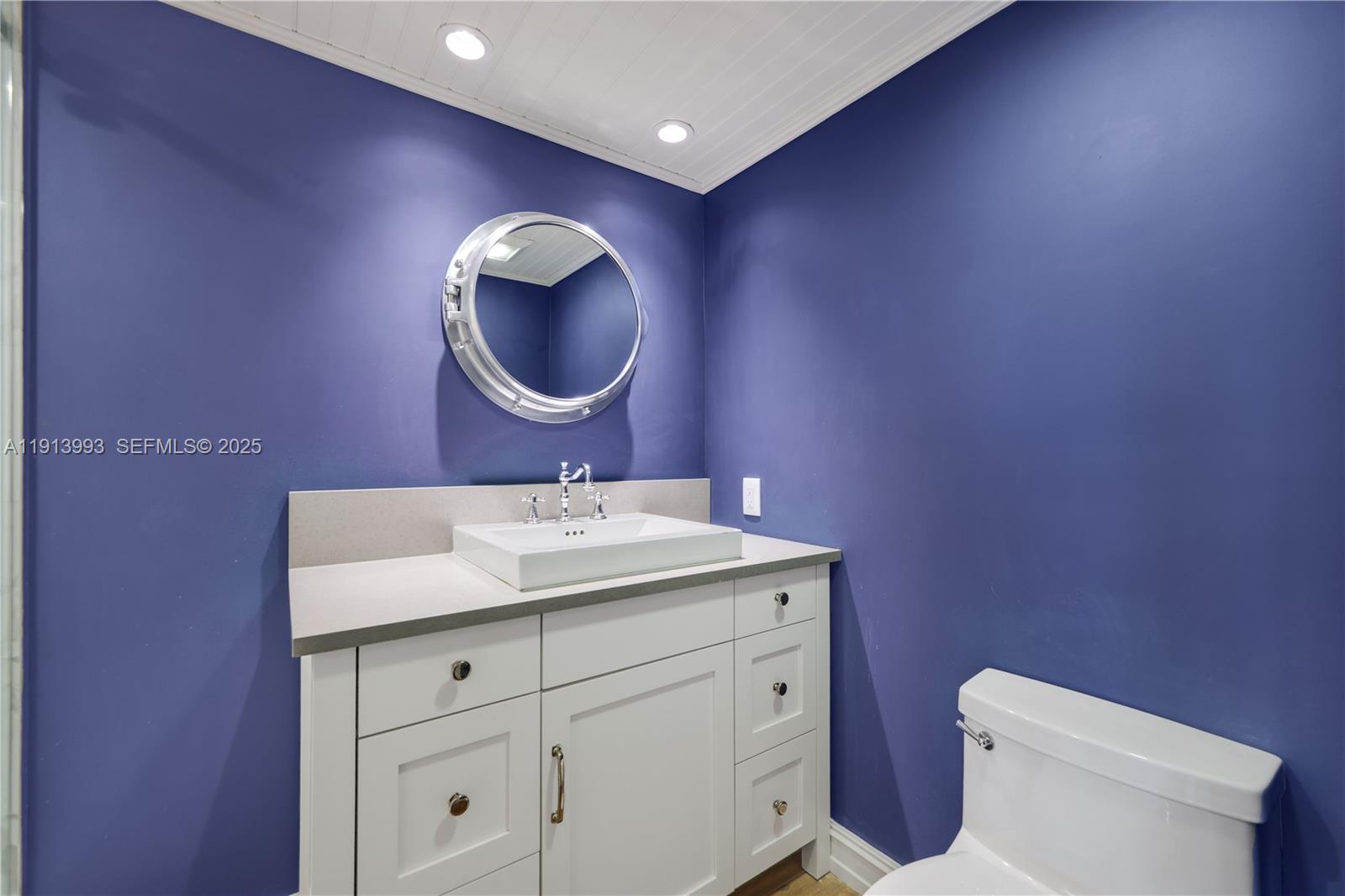 2100 S Ocean Lane 1009