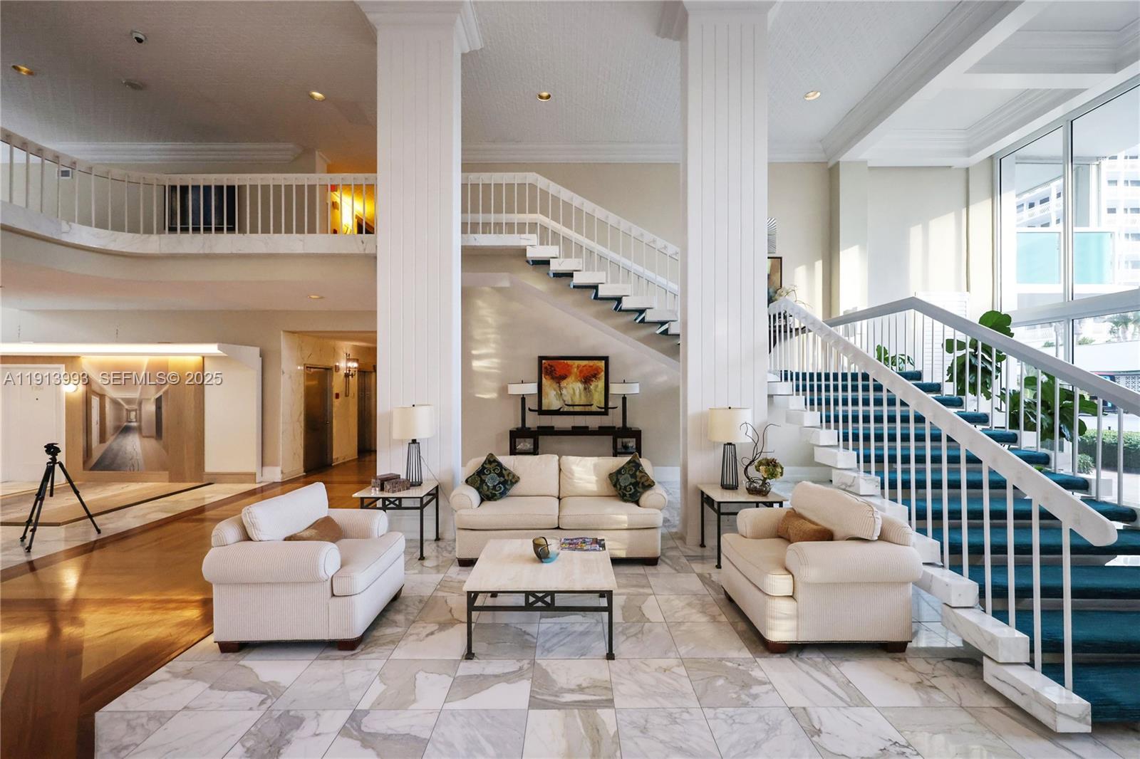 2100 S Ocean Lane 1009