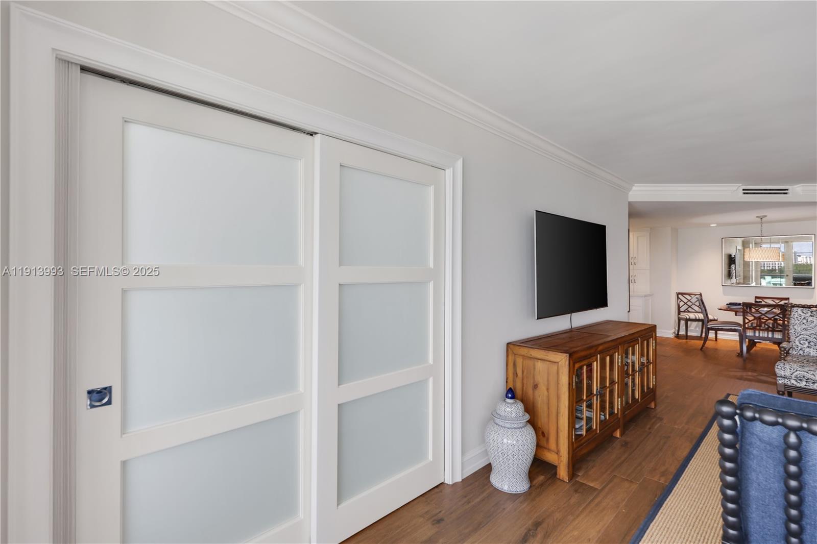 2100 S Ocean Lane 1009