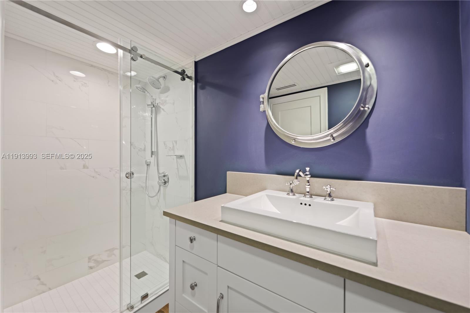 2100 S Ocean Lane 1009
