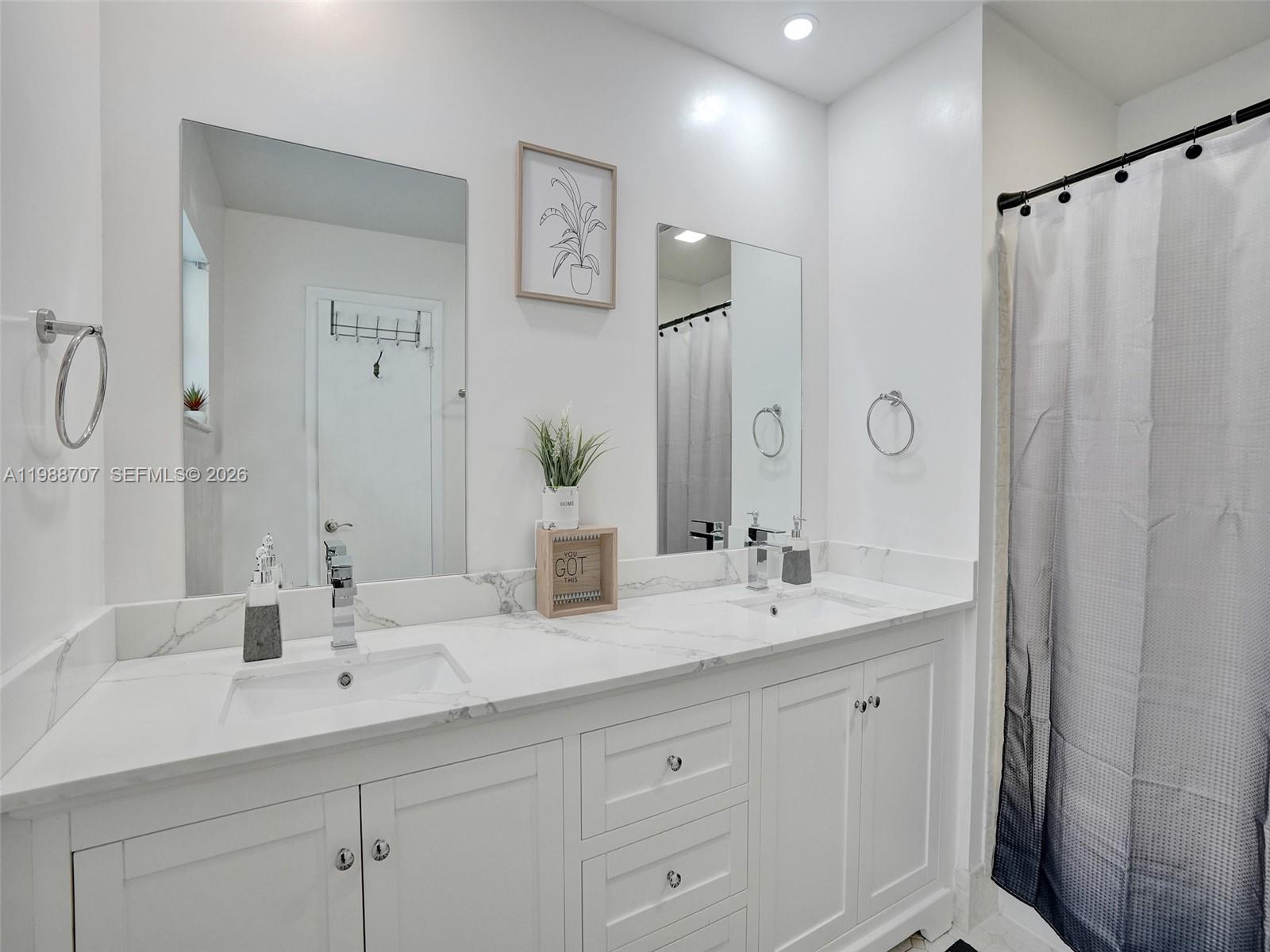 395 NW 89th Lane