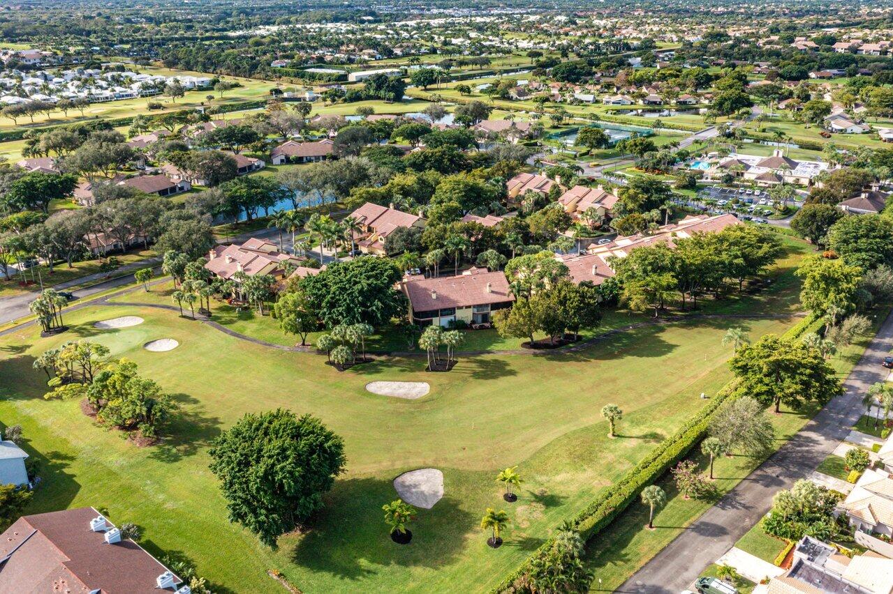 5294 10th Fairway Drive