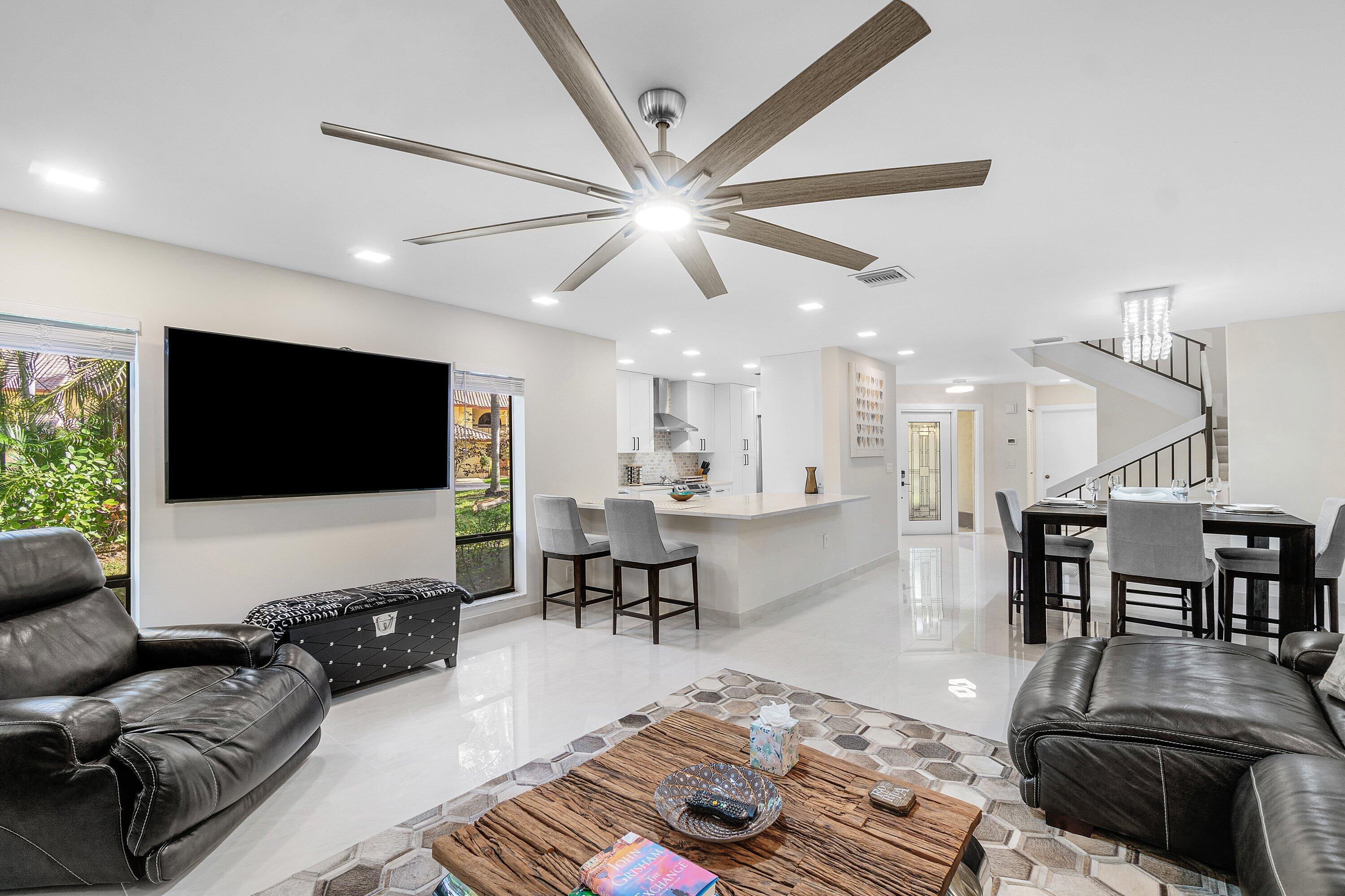 5294 10th Fairway Drive