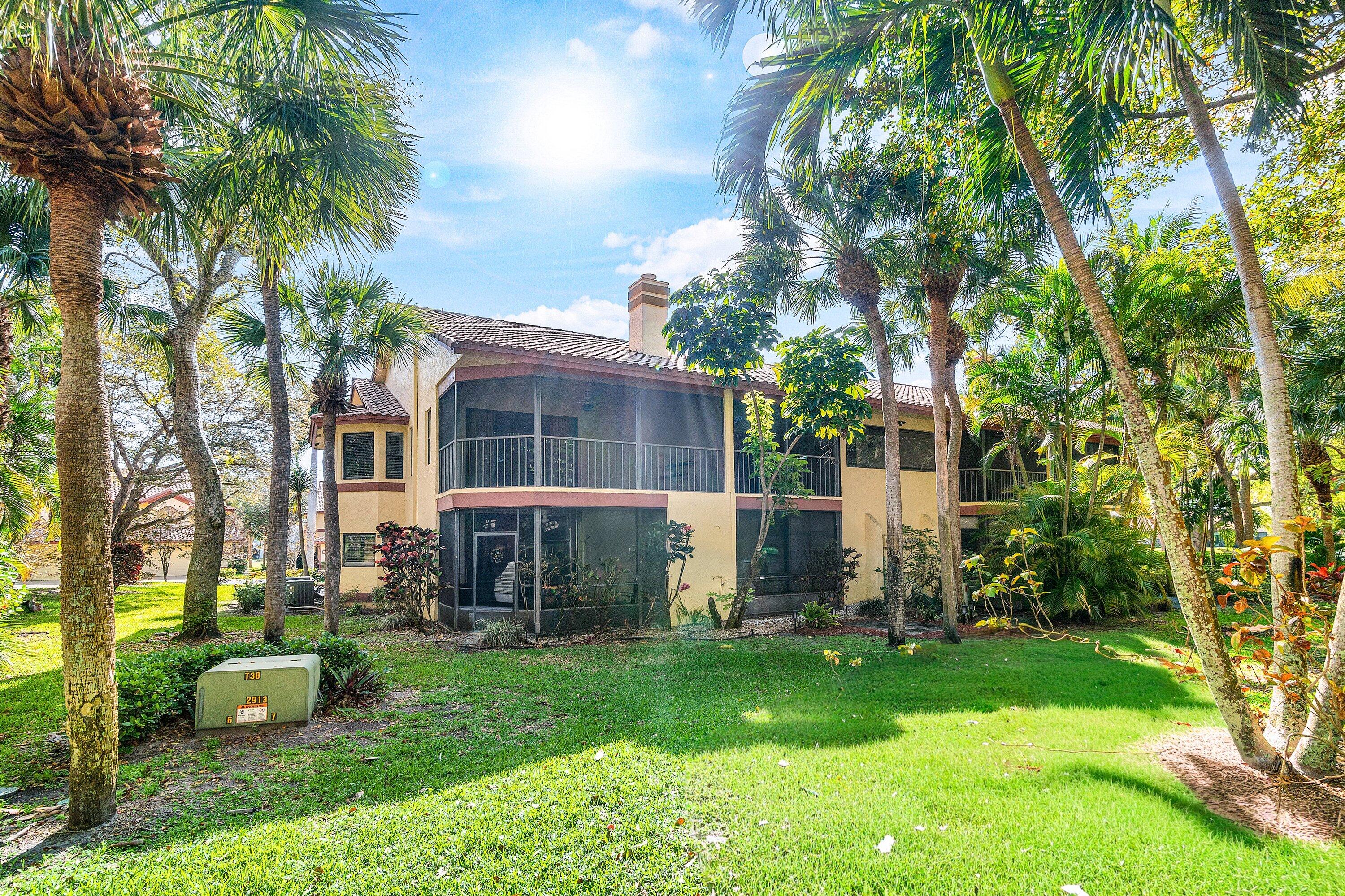 5294 10th Fairway Drive