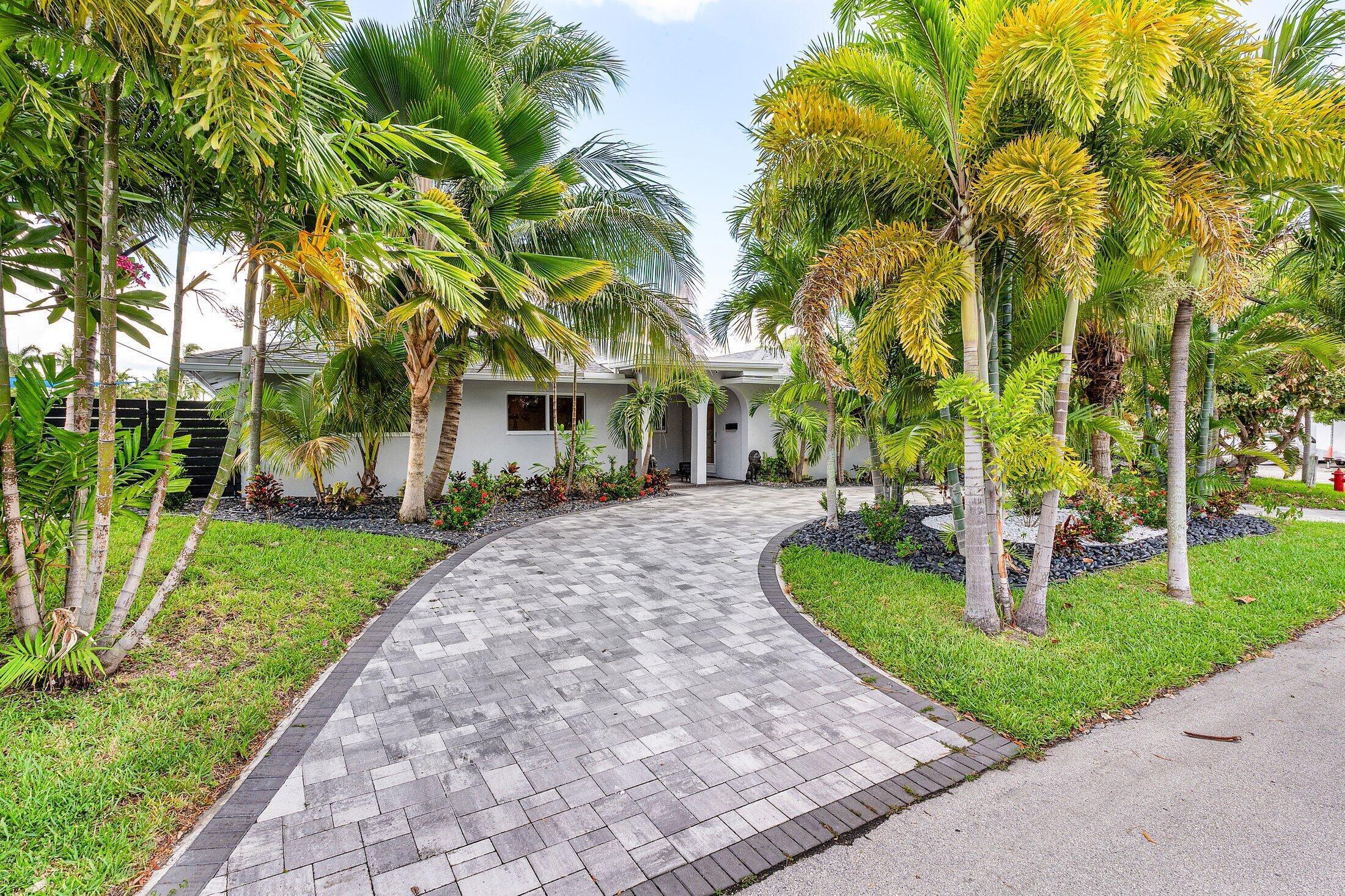 2200 SE 9TH Street