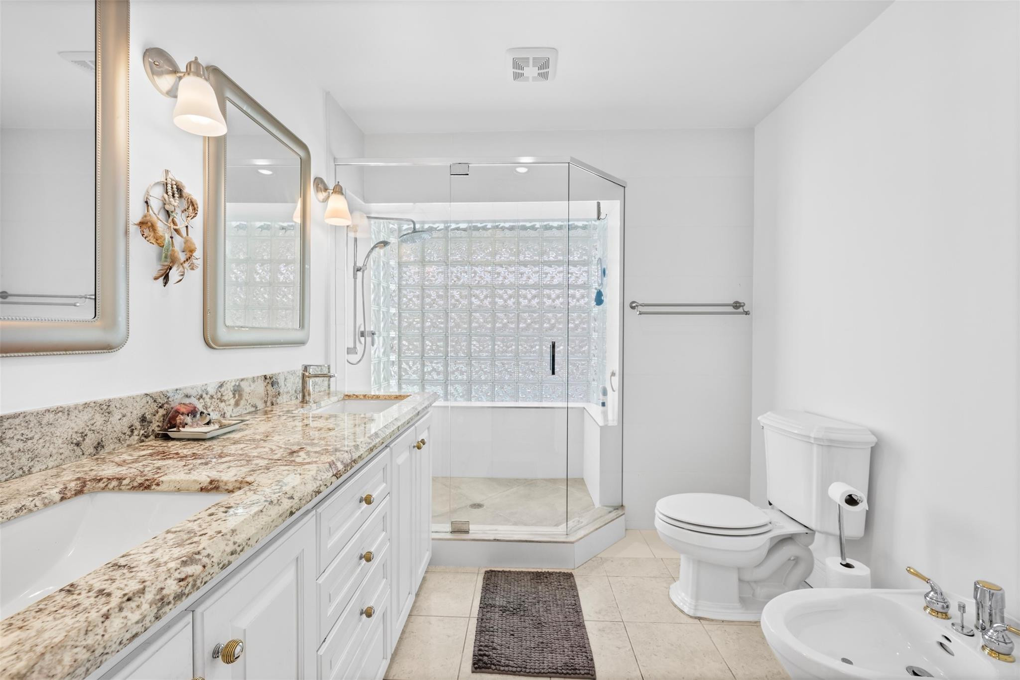 1051 NW 9th St